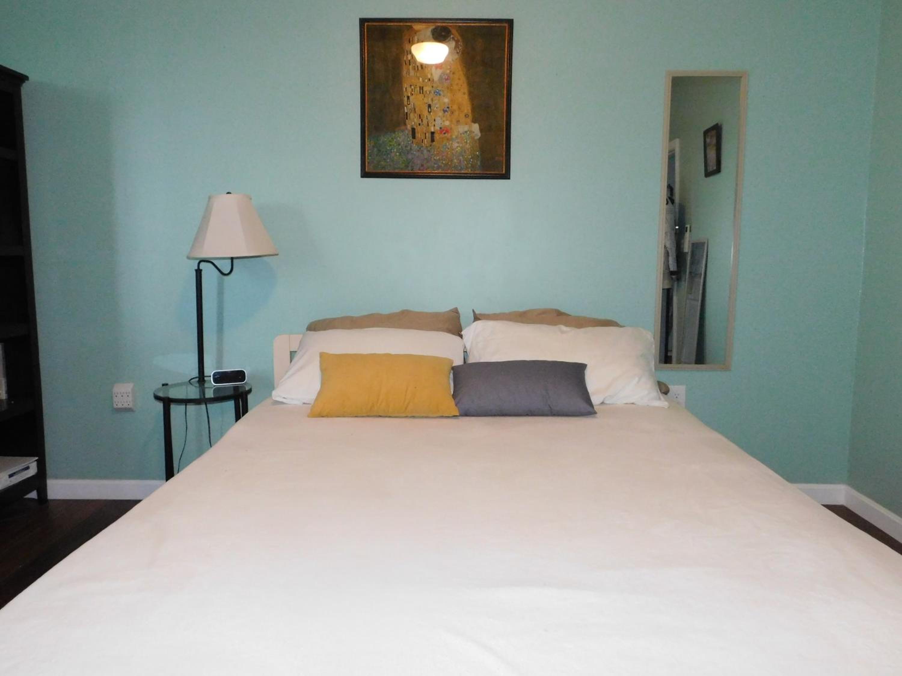 bedroom