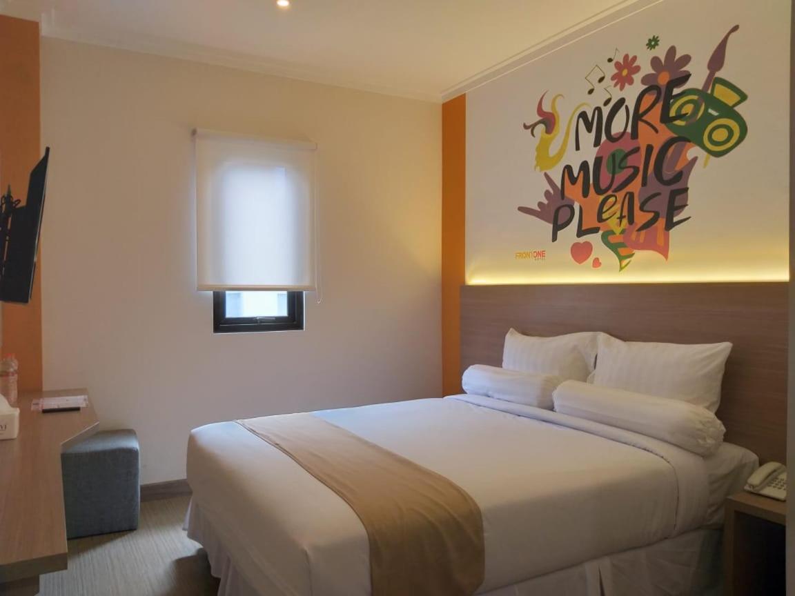 Front One Hotel Tulungagung, トゥルンアグン - 18