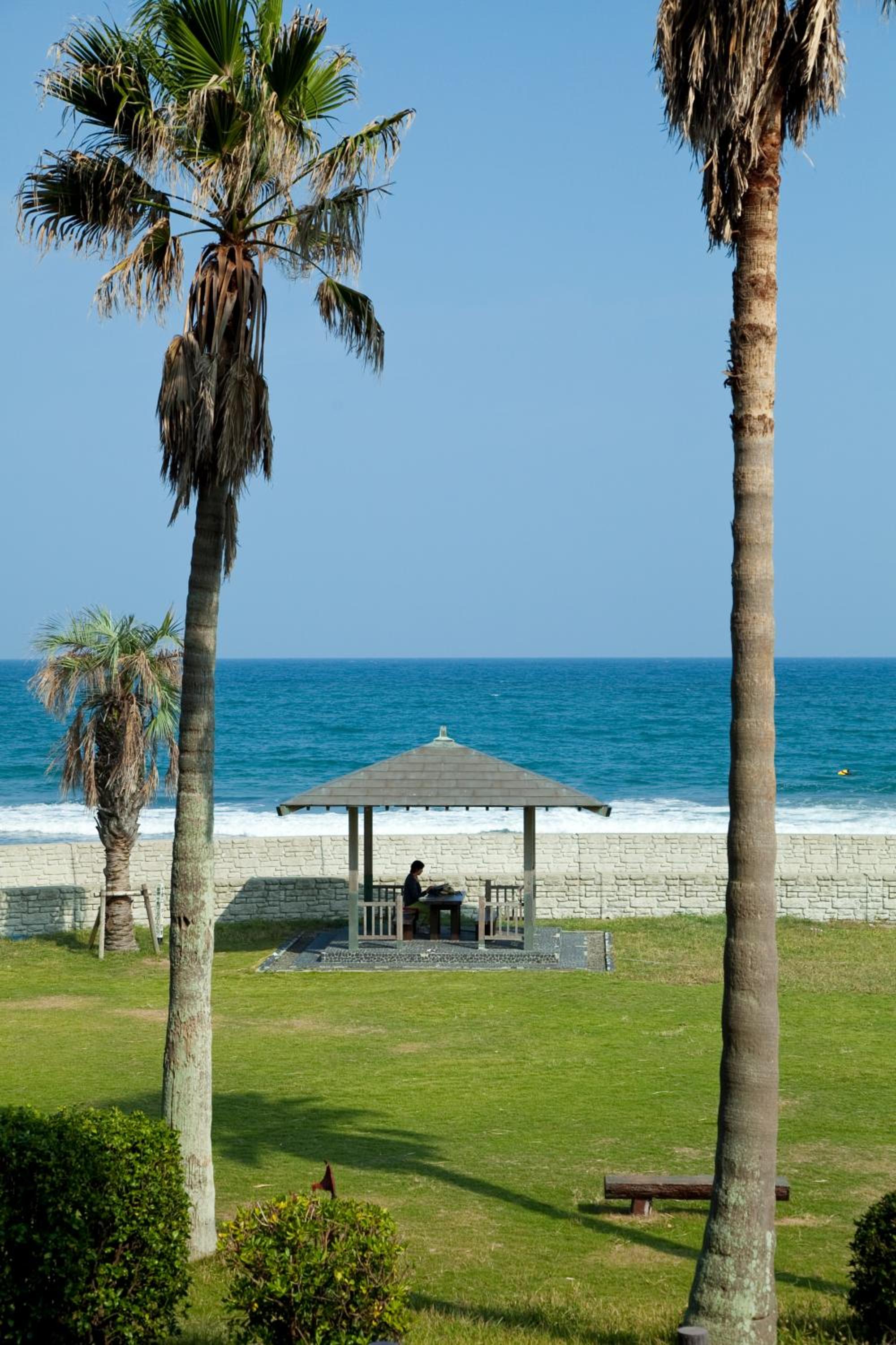 Sound Swell Resort view 2