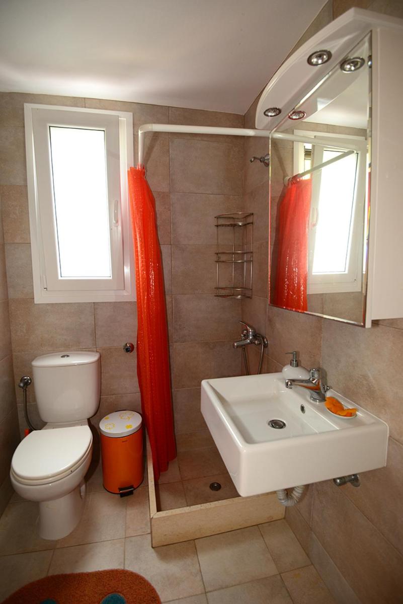 MELISSANTHI FARM HOUSE-RIGANI view 3