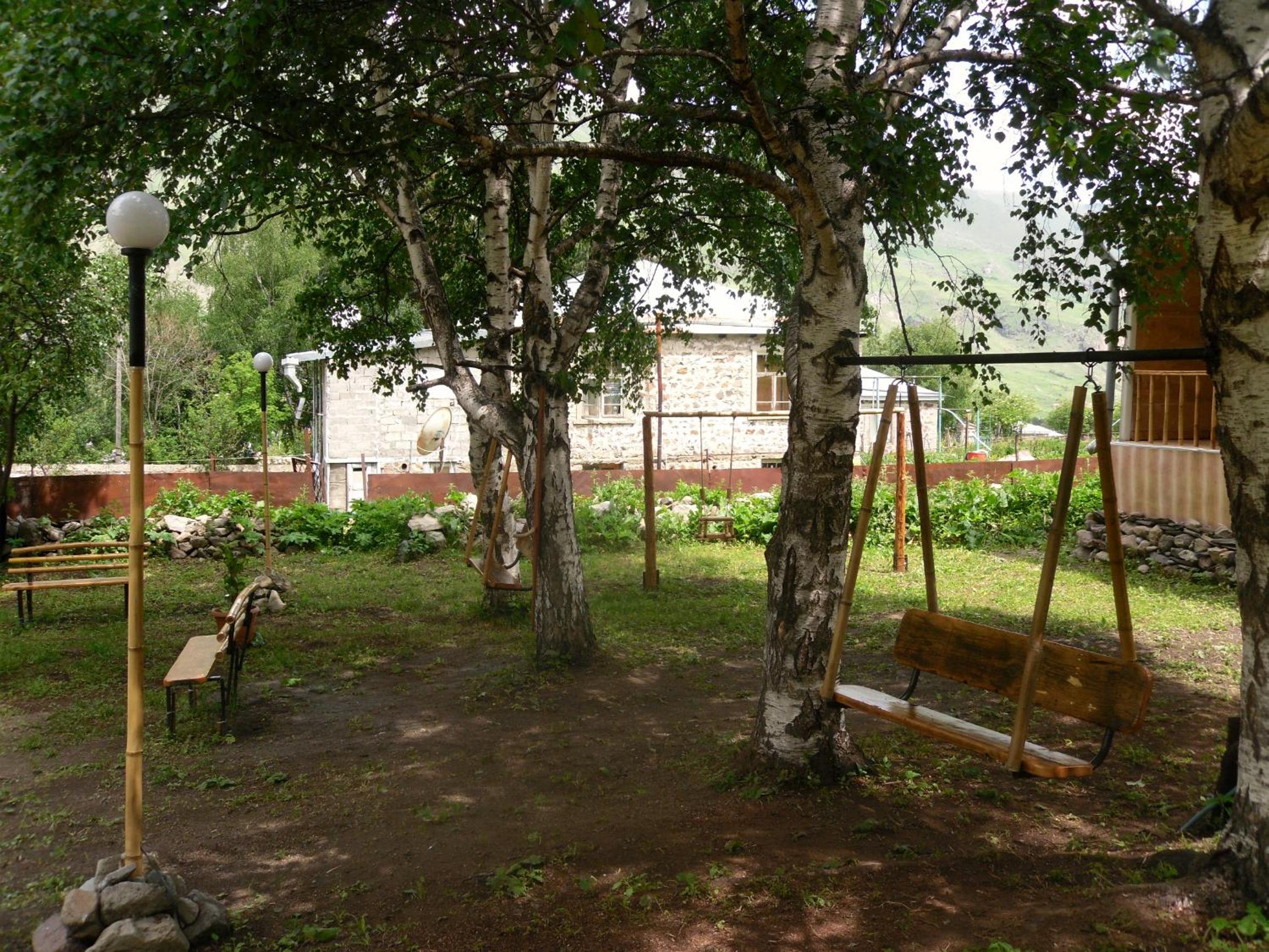 Photo 10