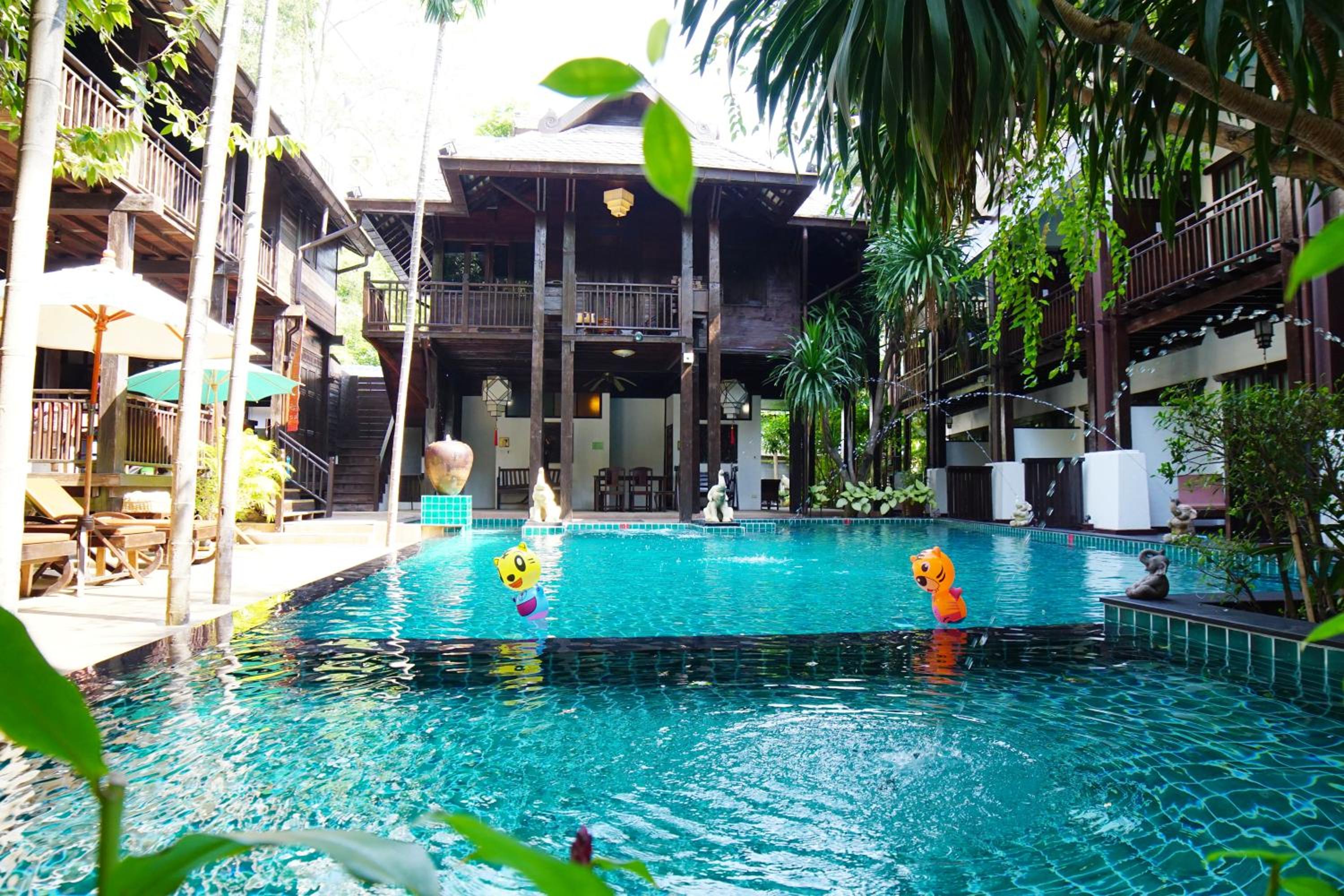 Yantarasri Resort