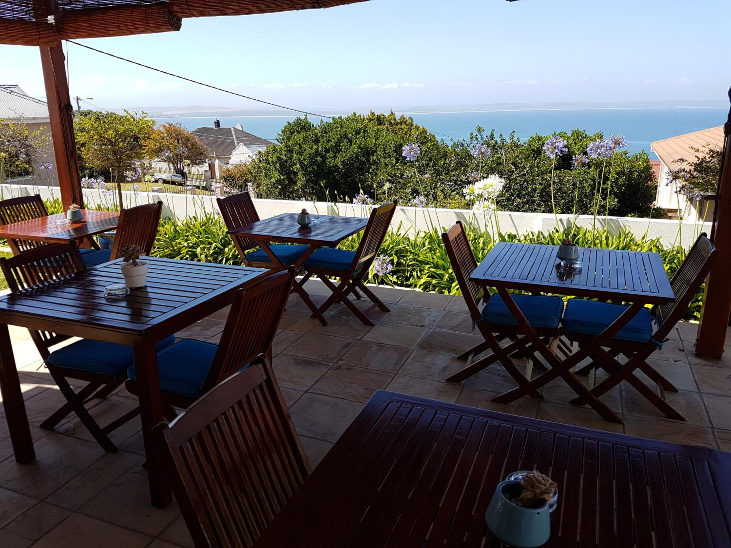Aquamarine Guest House