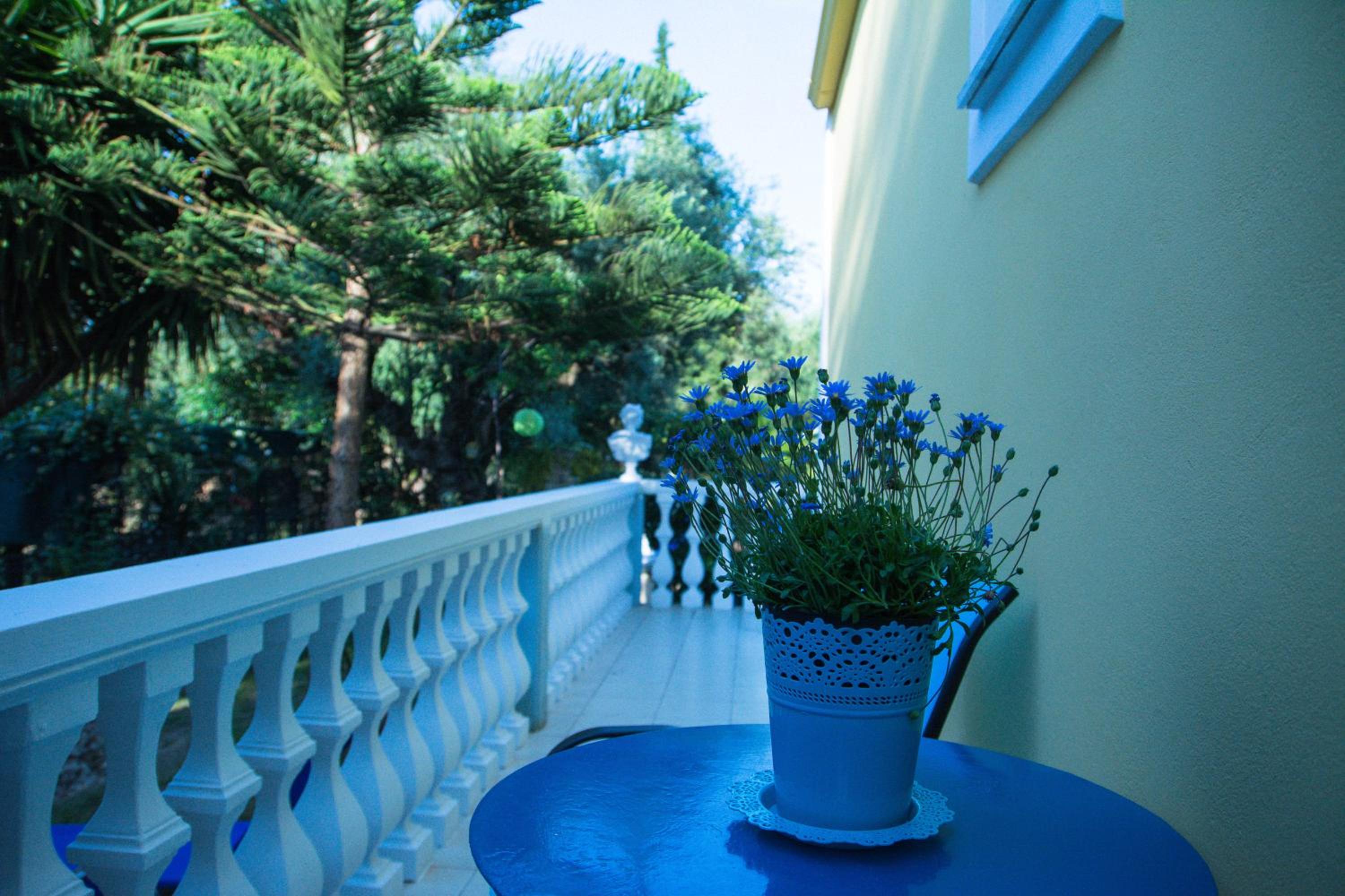 Sweet Home