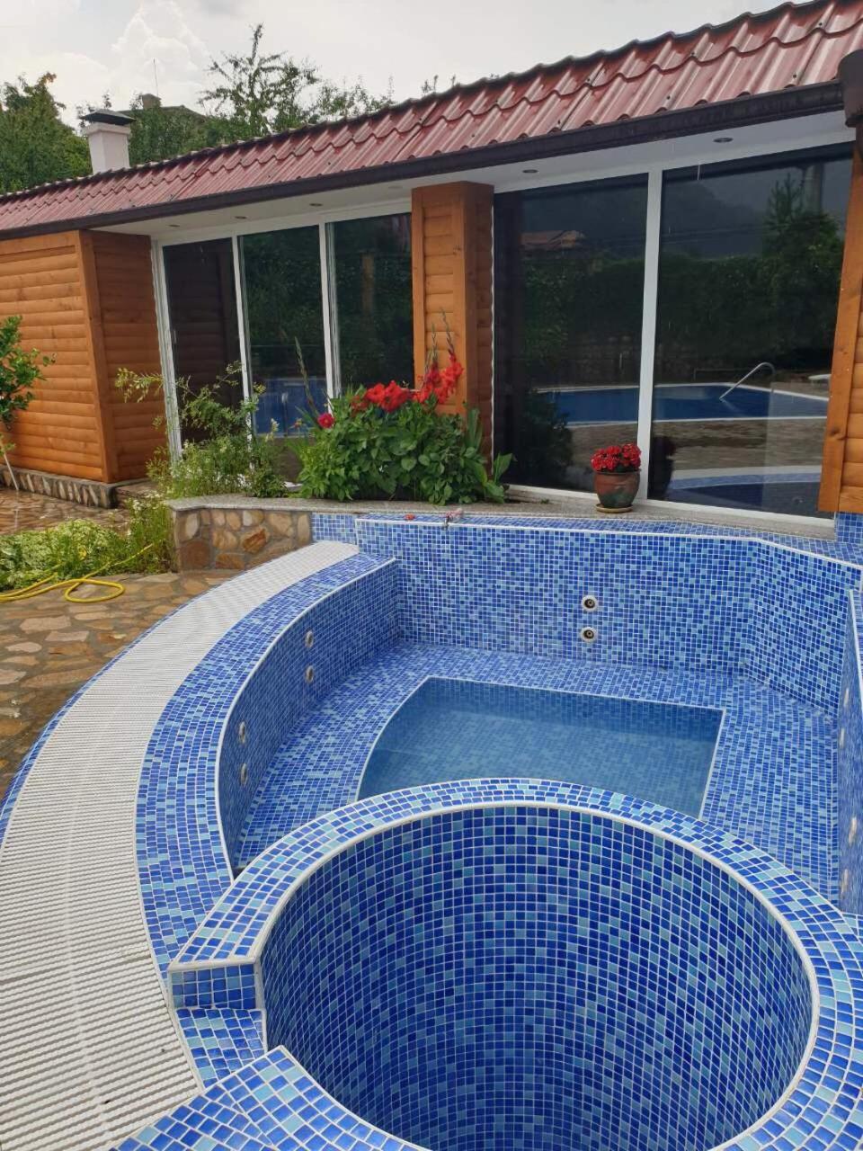 Holiday House Kubrat