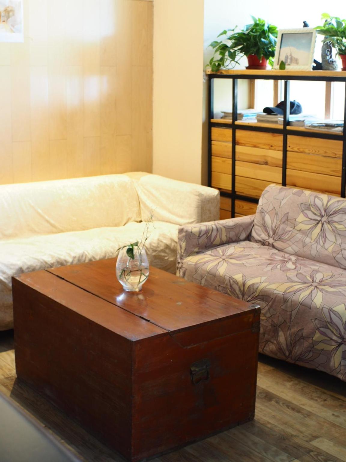 Right Here Hotel (Dunhuang International Youth Hostel)