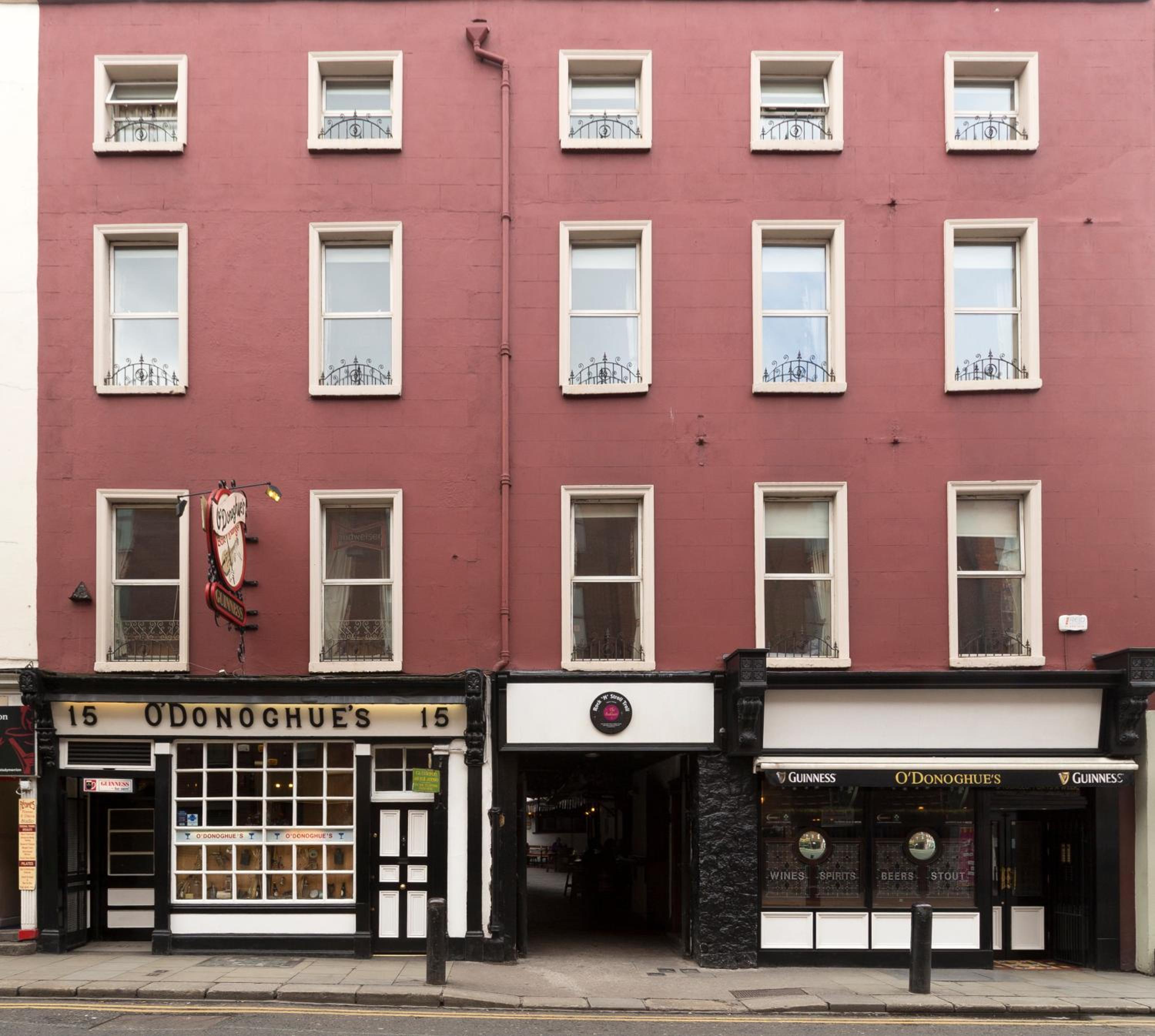 Hotel O'Donoghue's - Image 1
