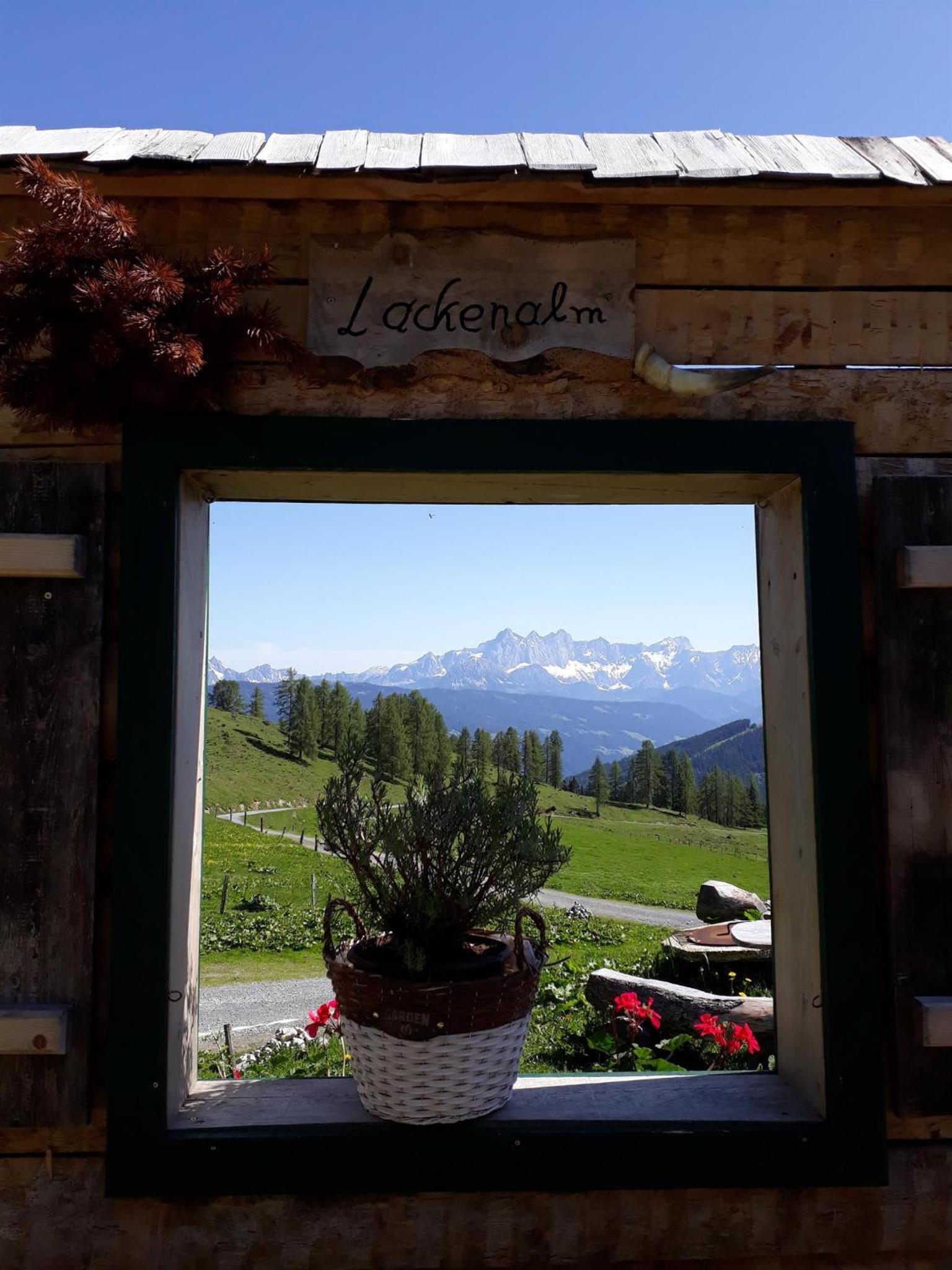 Nagellehen view 3