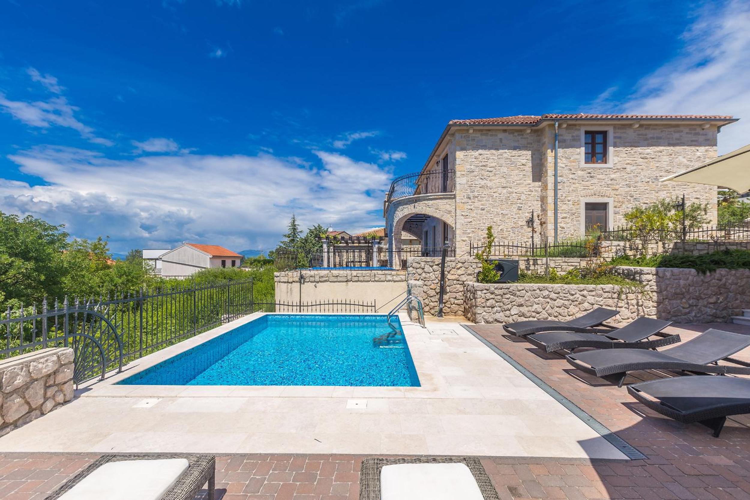 Villa Cavallo view 3