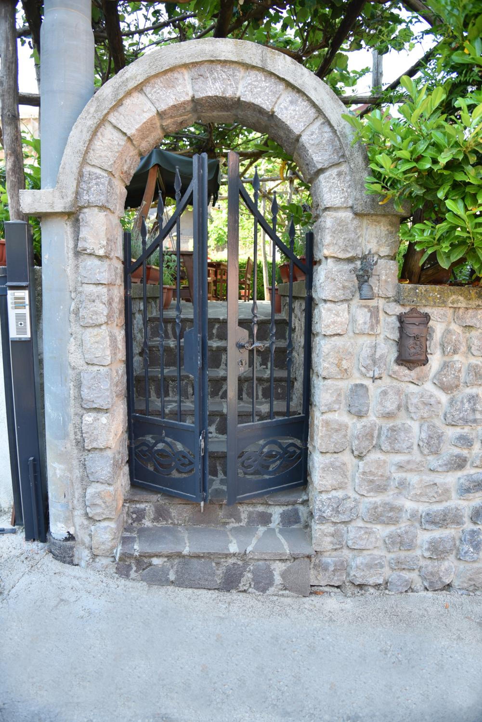 Photo 28
