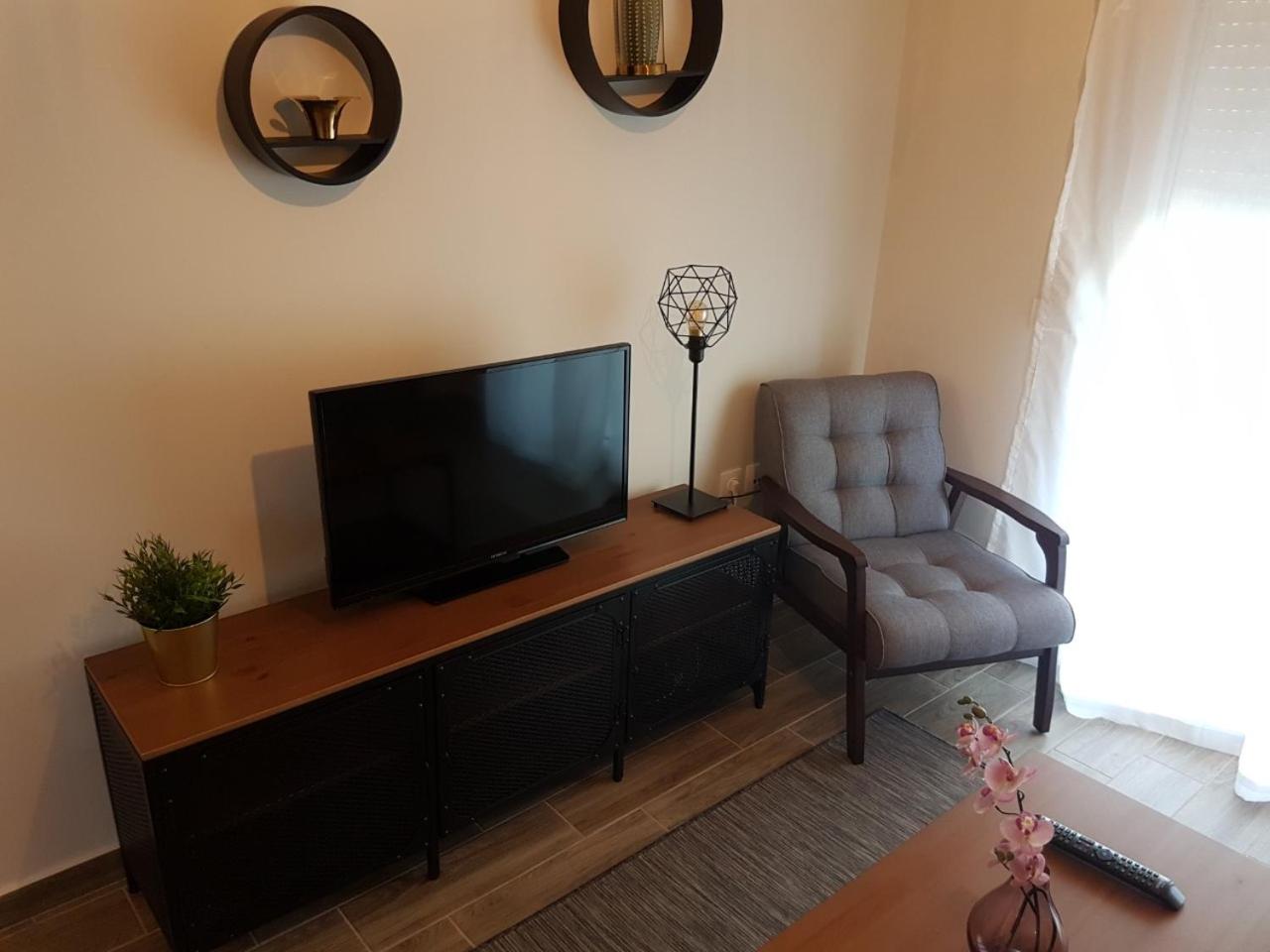 Fantastic Four Apartments view 5