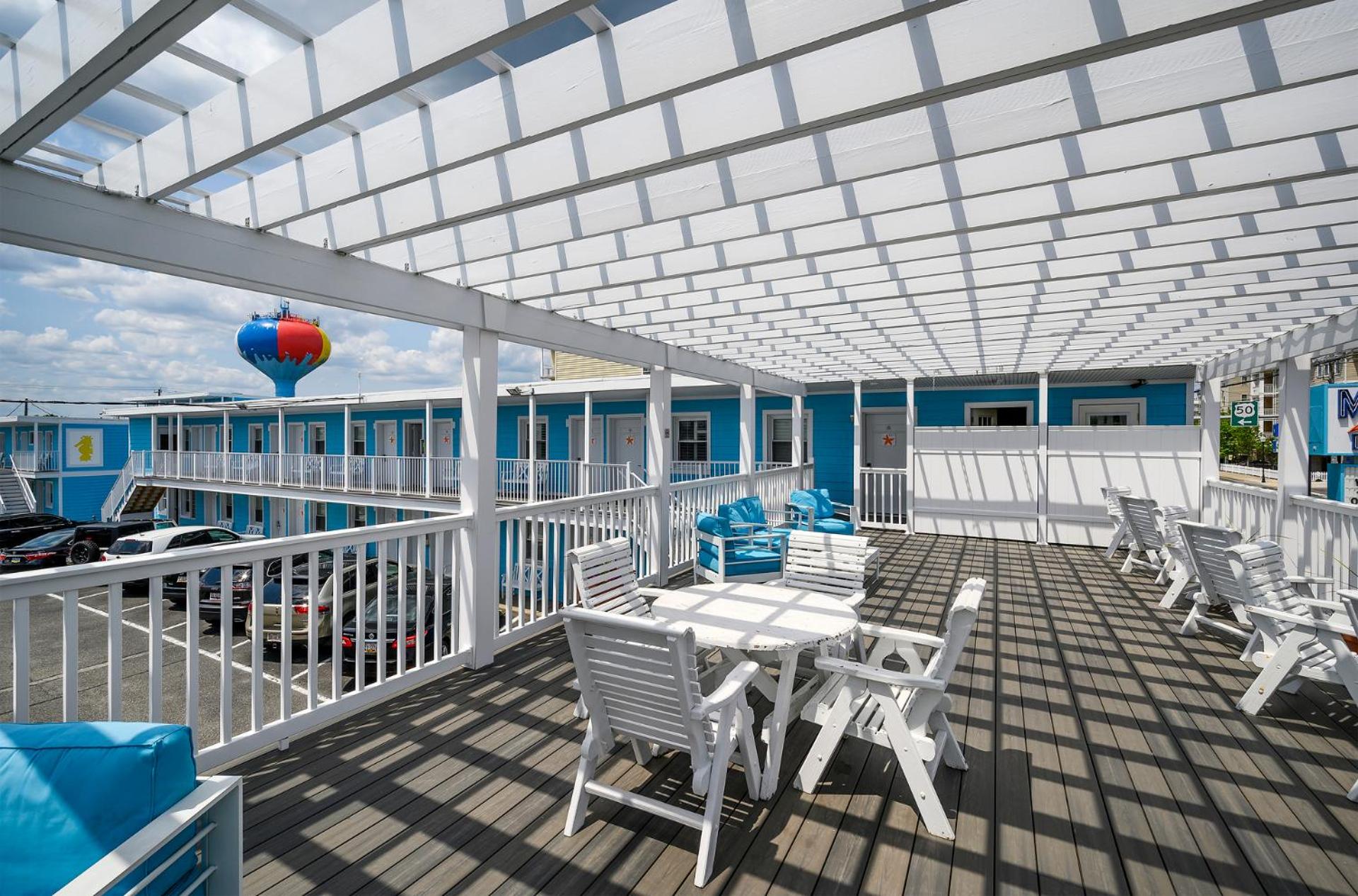 Madison Beach Motel