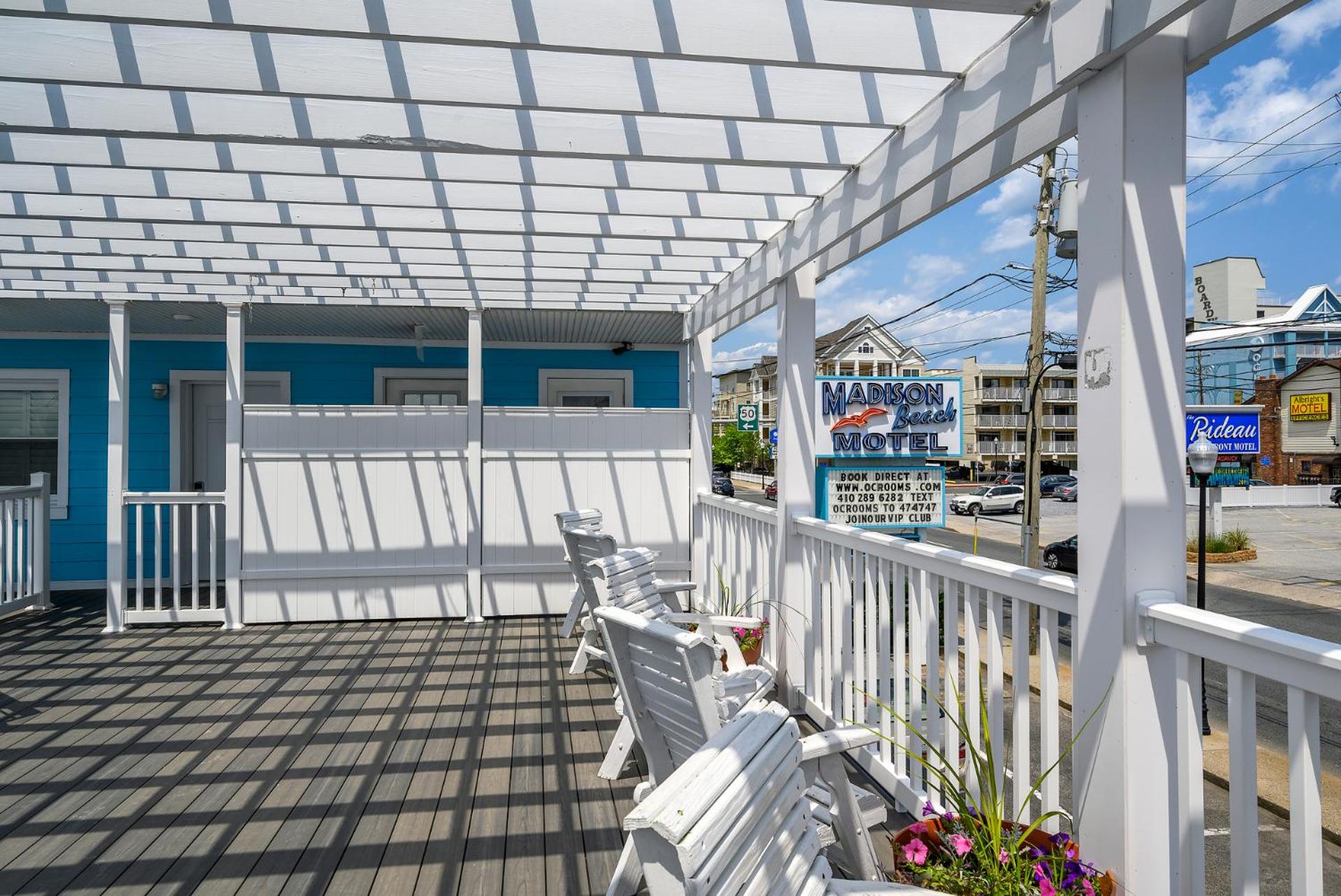 Madison Beach Motel