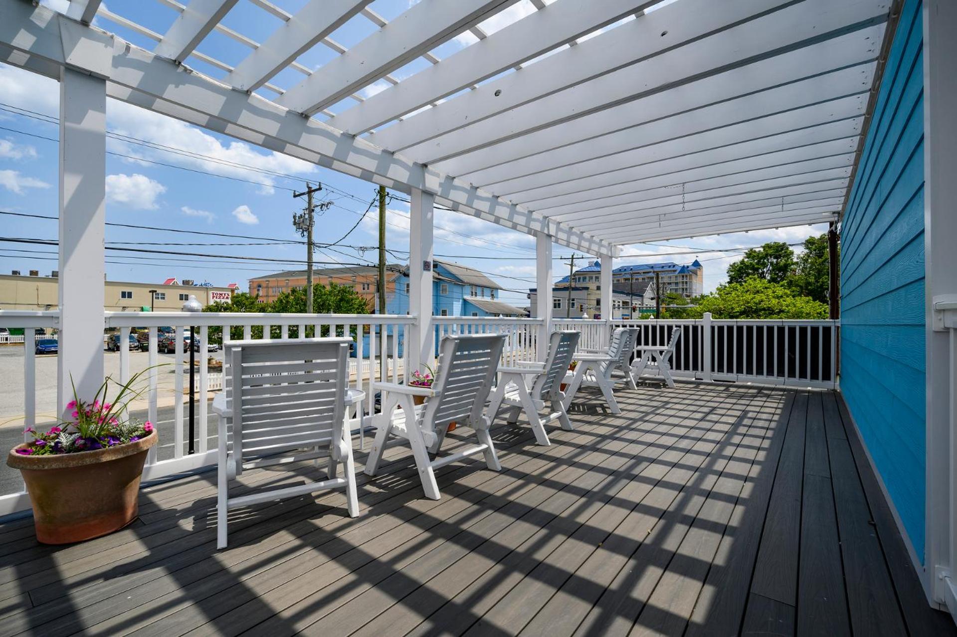 Madison Beach Motel