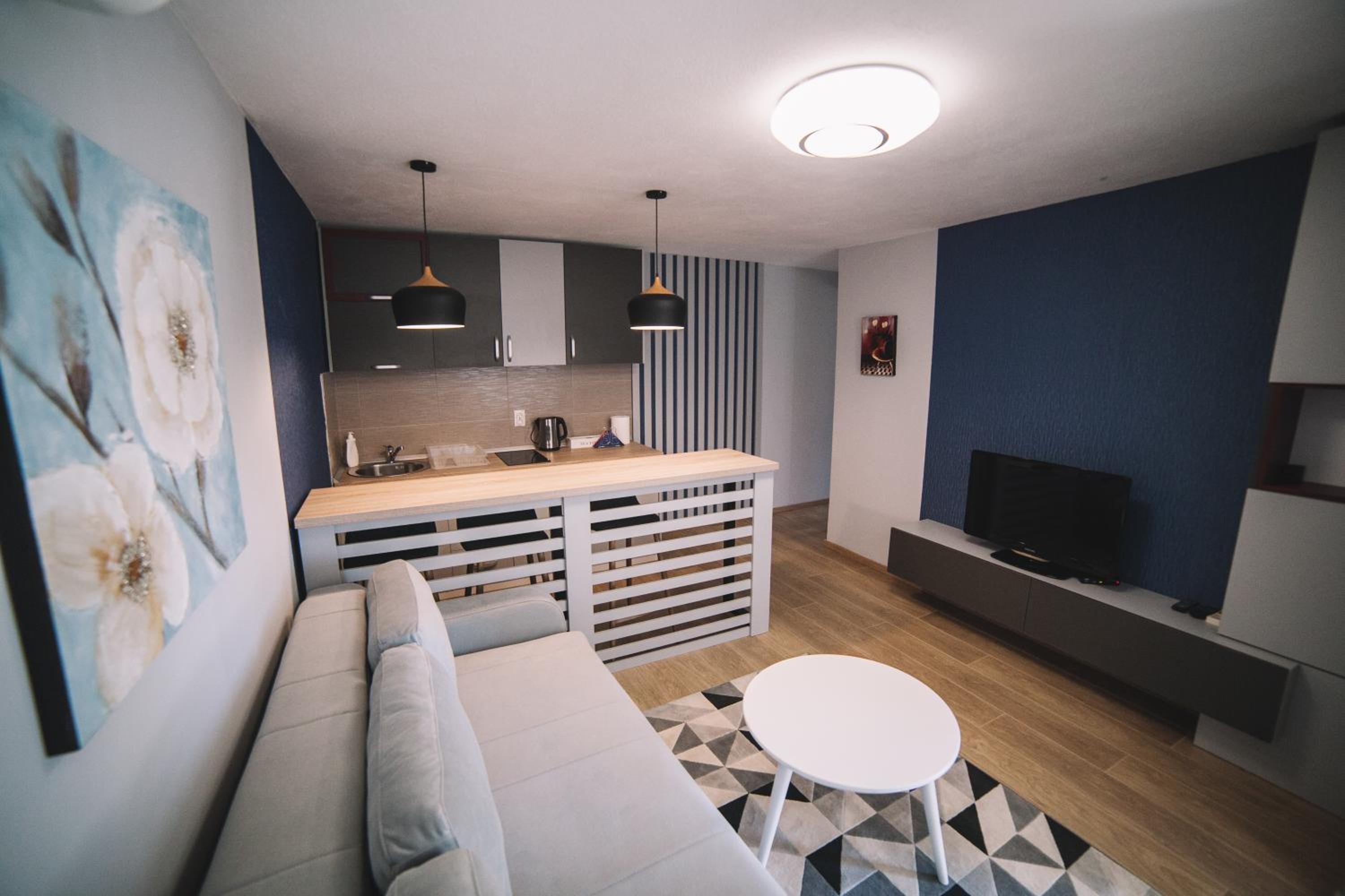 Belvedere Apartments view 3