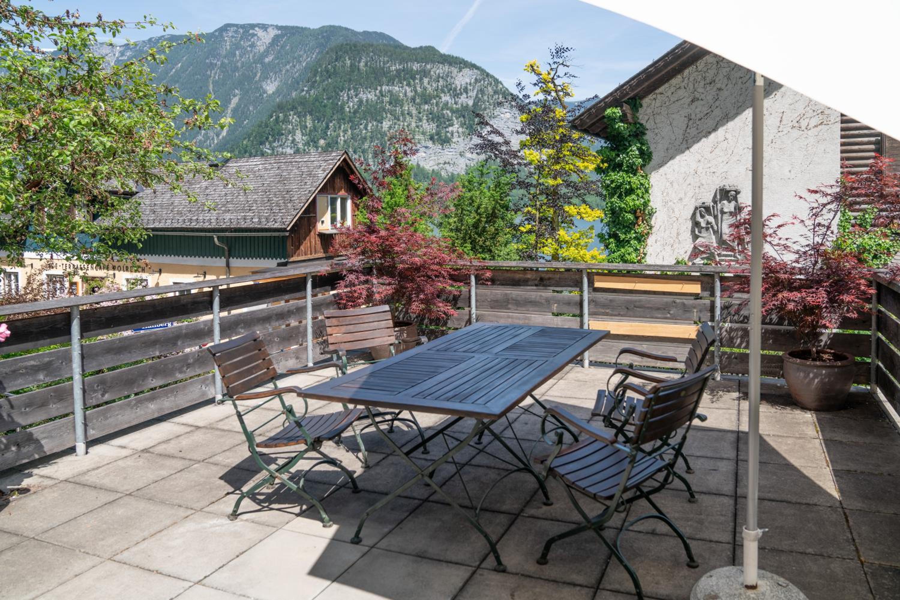 HALLSTATT LAKEVIEW Apartments