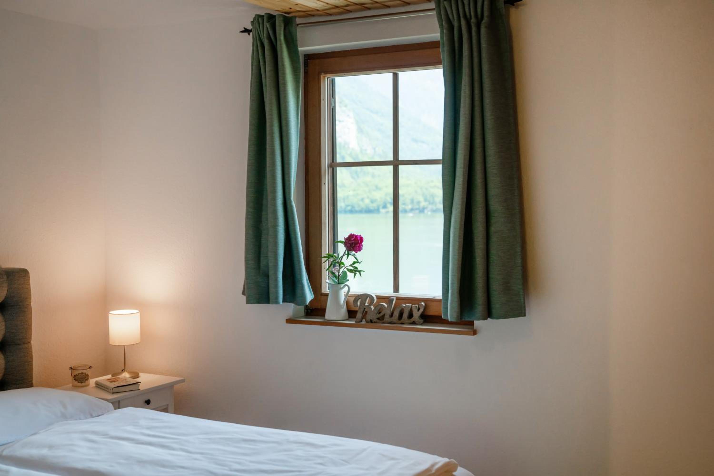 HALLSTATT LAKEVIEW Apartments
