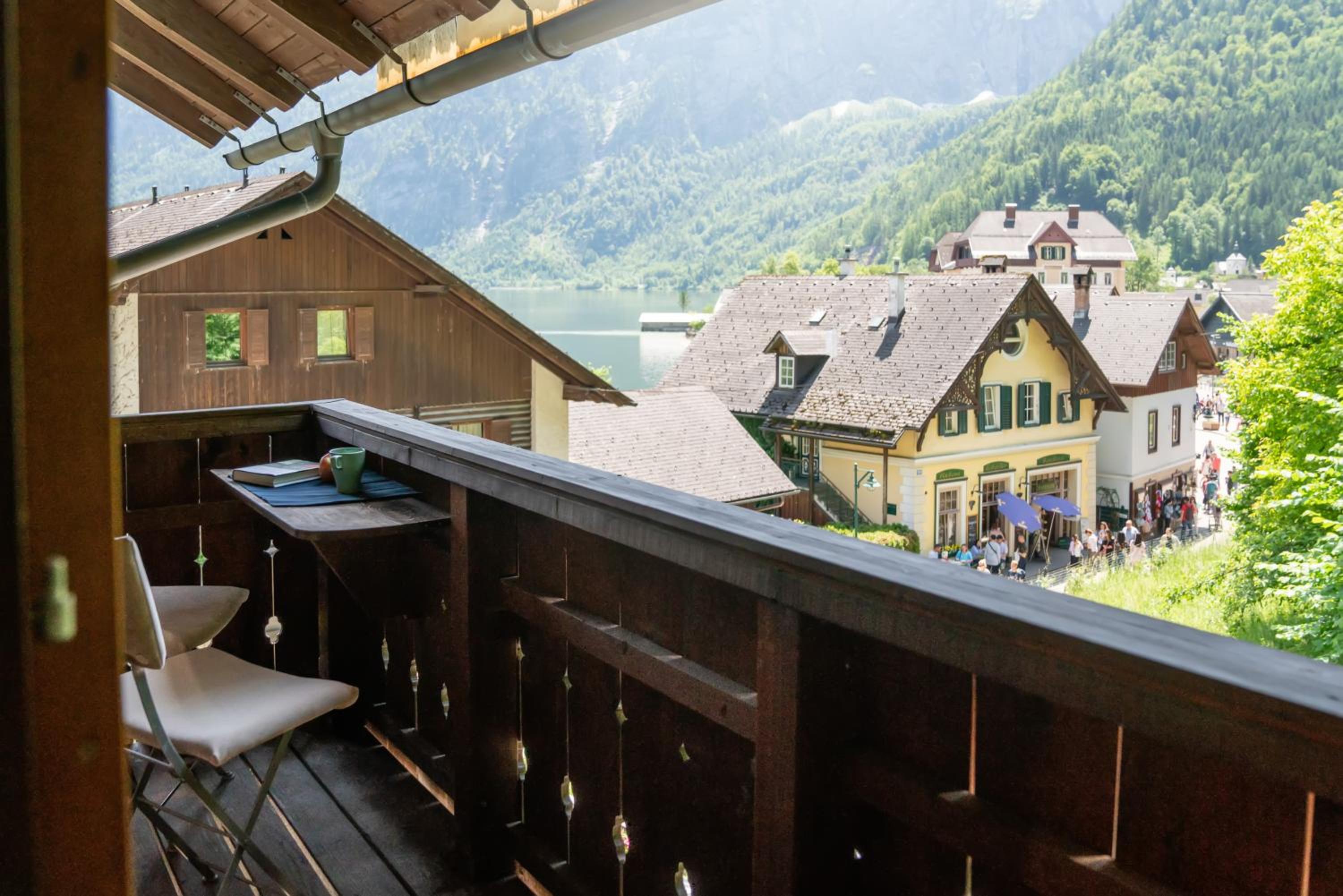 HALLSTATT LAKEVIEW Apartments