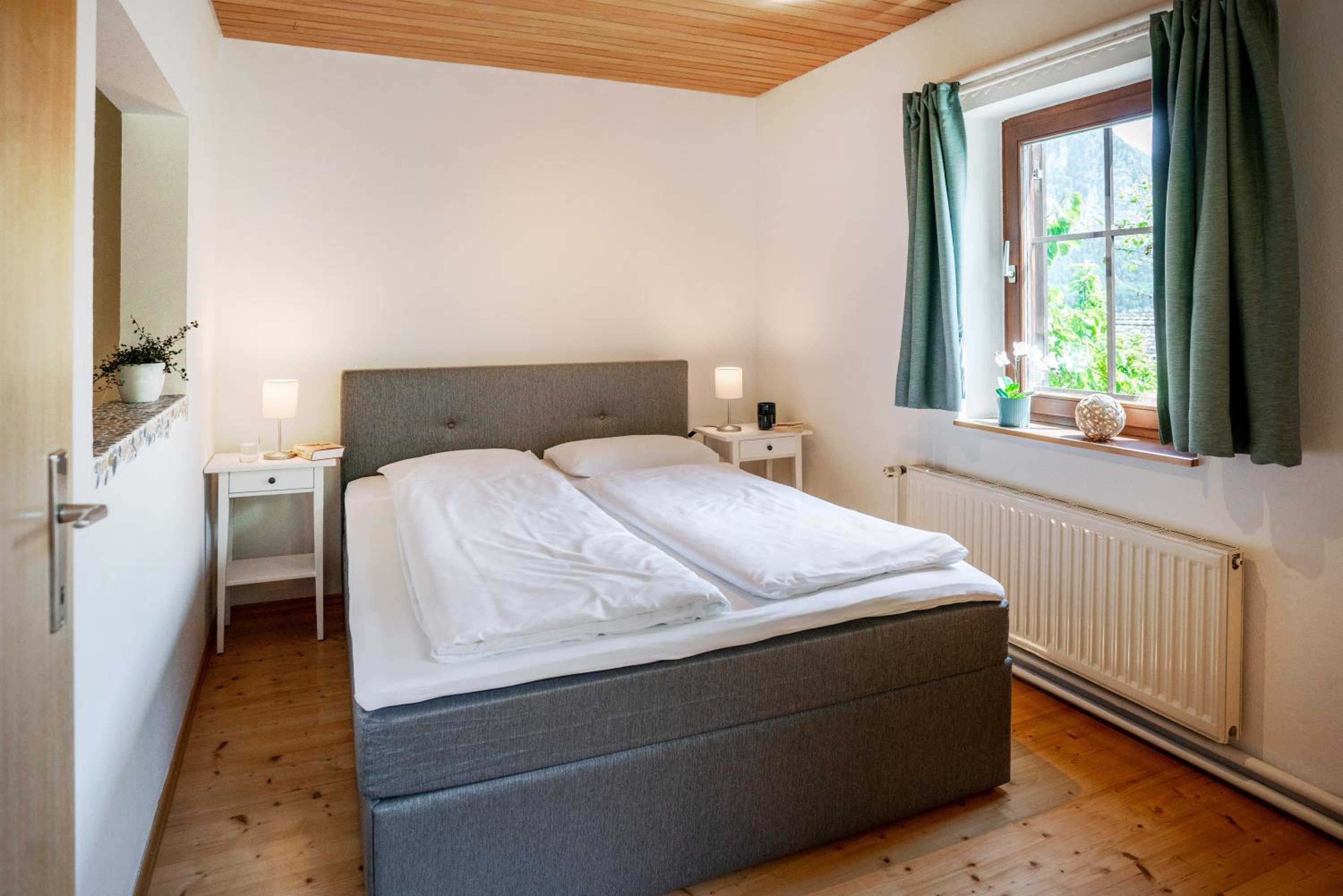 HALLSTATT LAKEVIEW Apartments