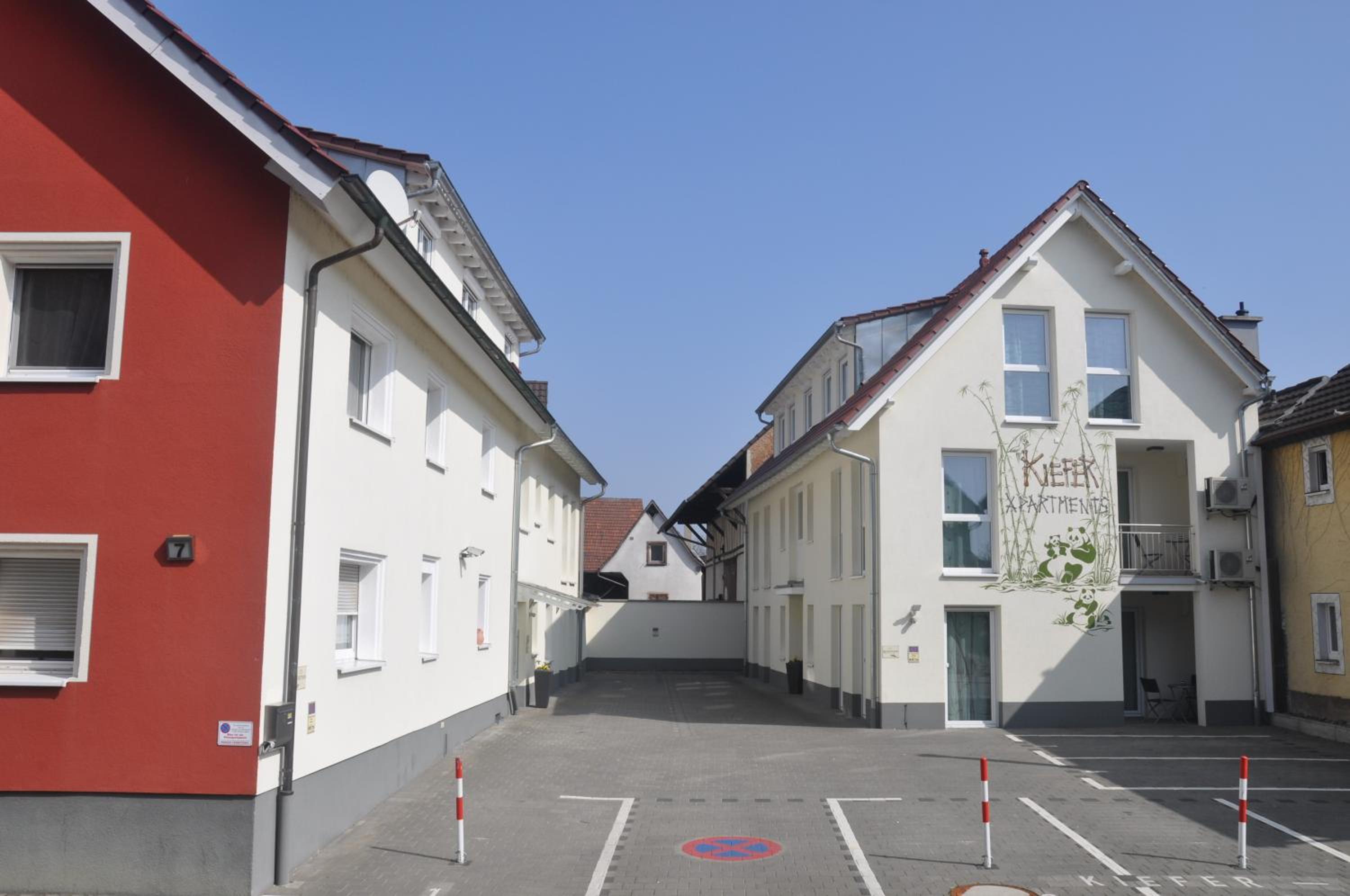 Photo 33