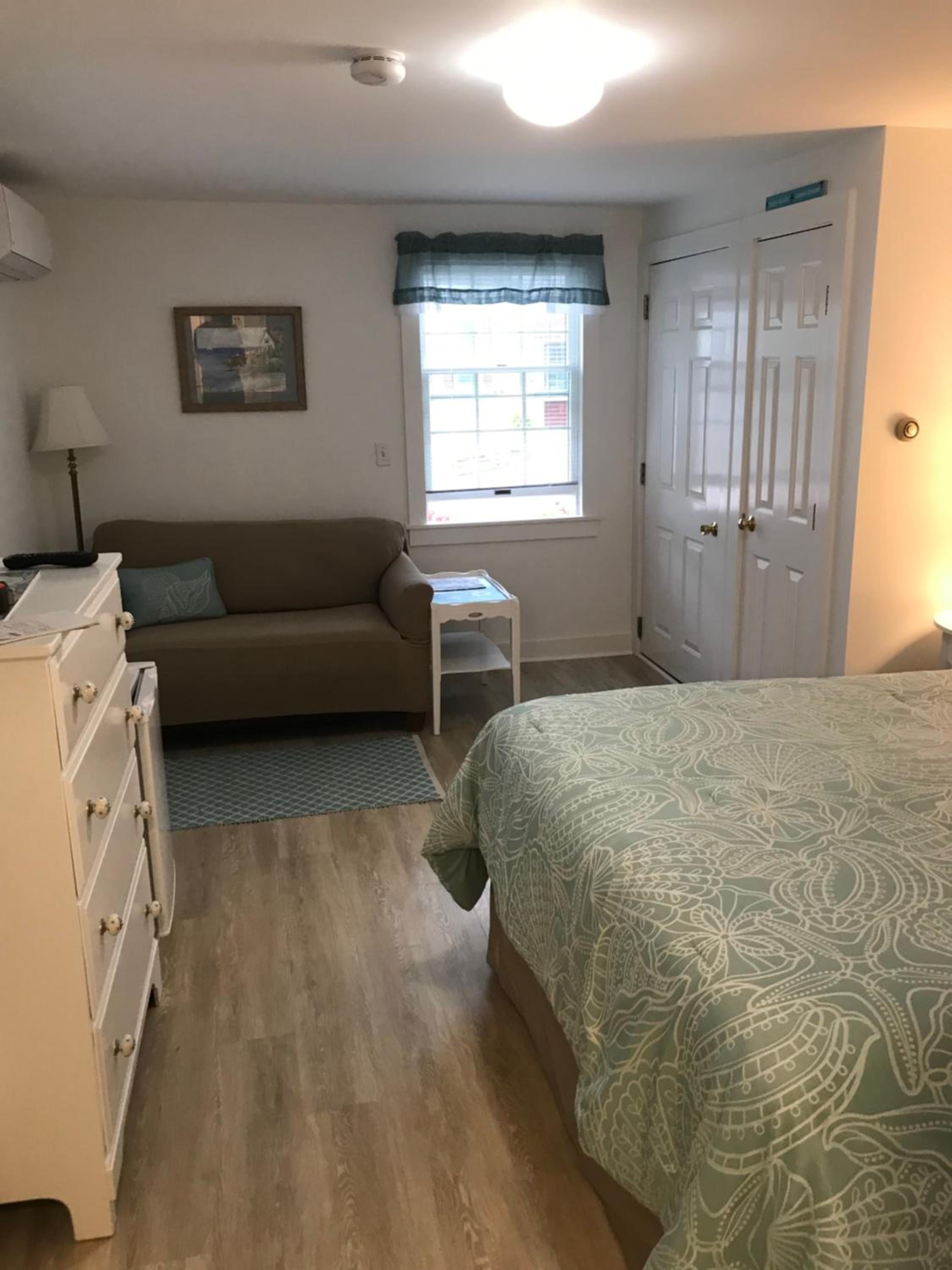 The Tern Inn Bed & Breakfast and Cottages