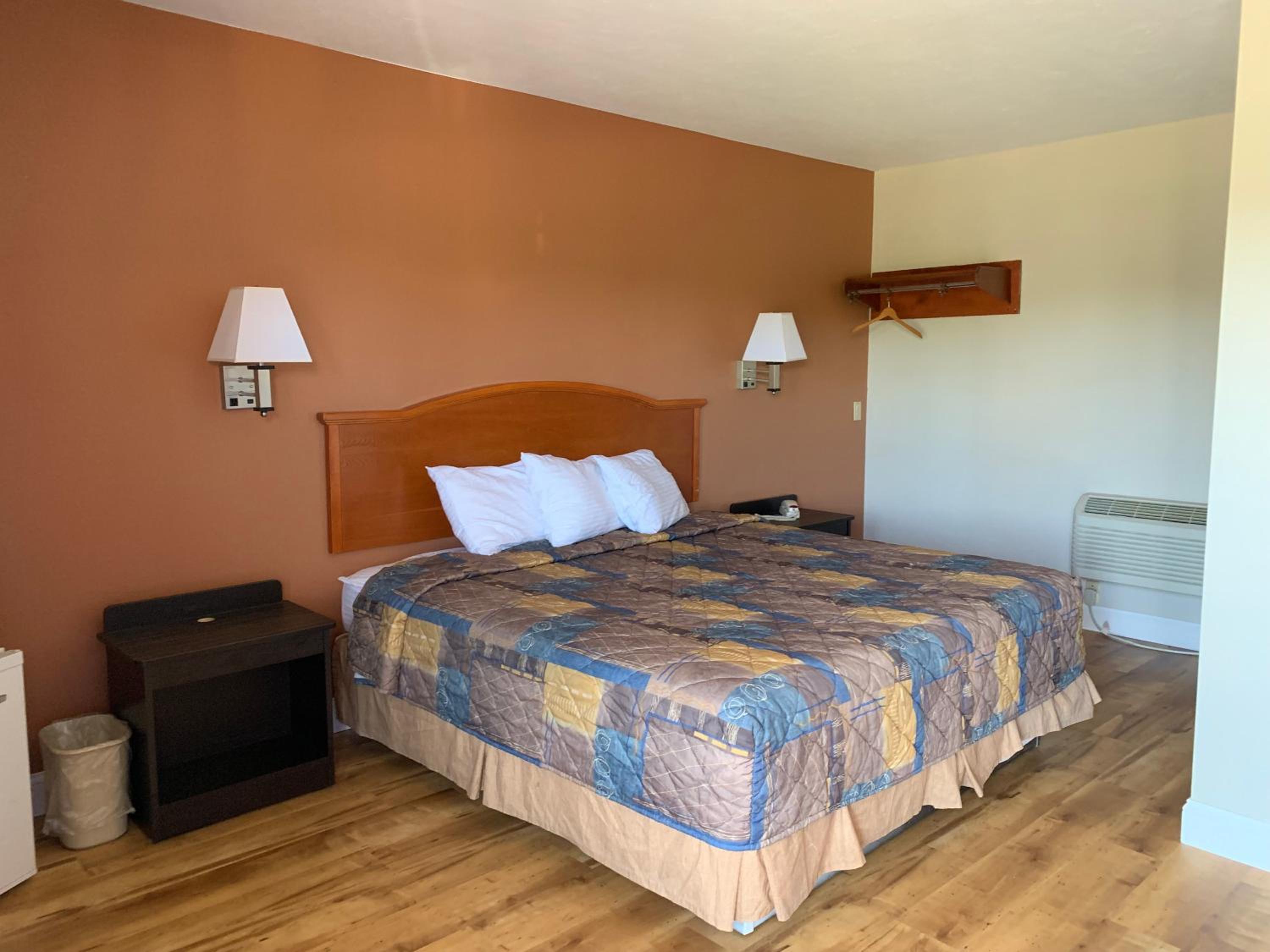 Orbits Inn - Property Image 3