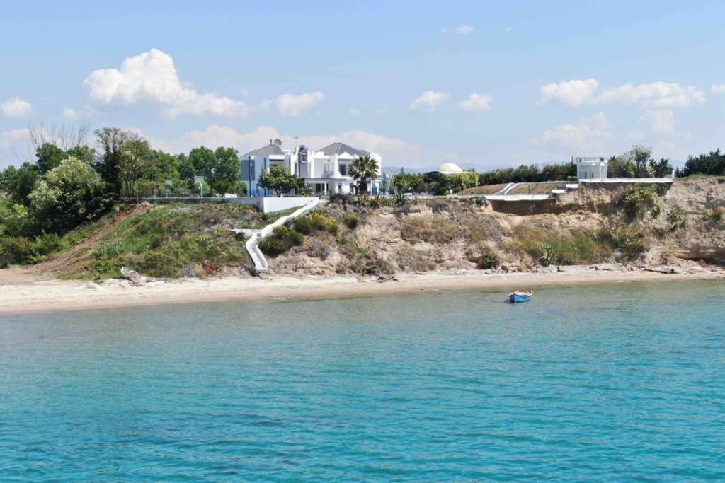 One Villa - Calm and Peace in our Private Beach view 5