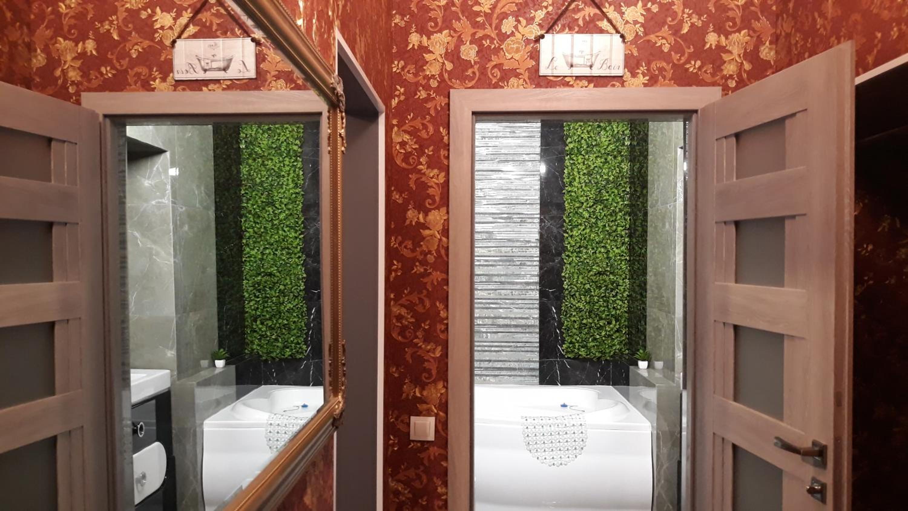 Delux Leopolli apartments near shopping mall Forum view 3