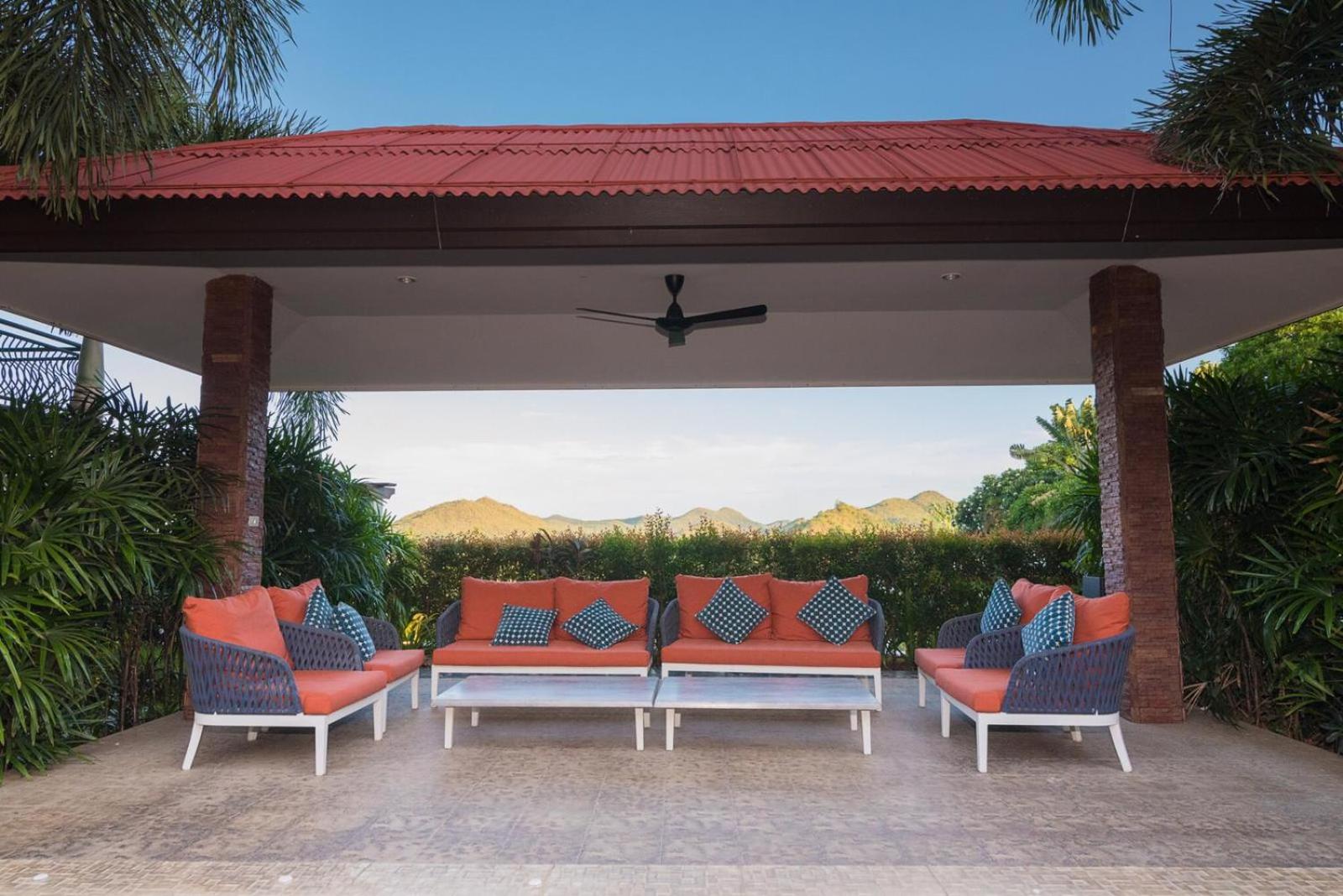 Pa Prai Villas and Suites Resort