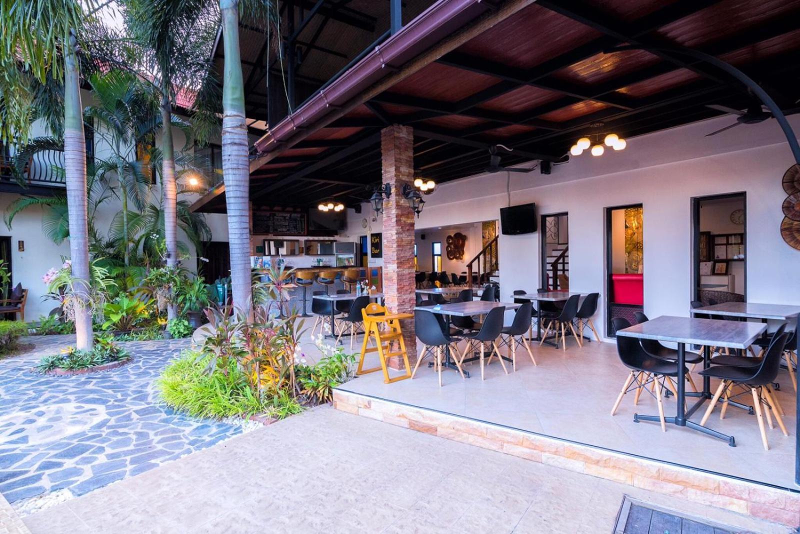 Pa Prai Villas and Suites Resort