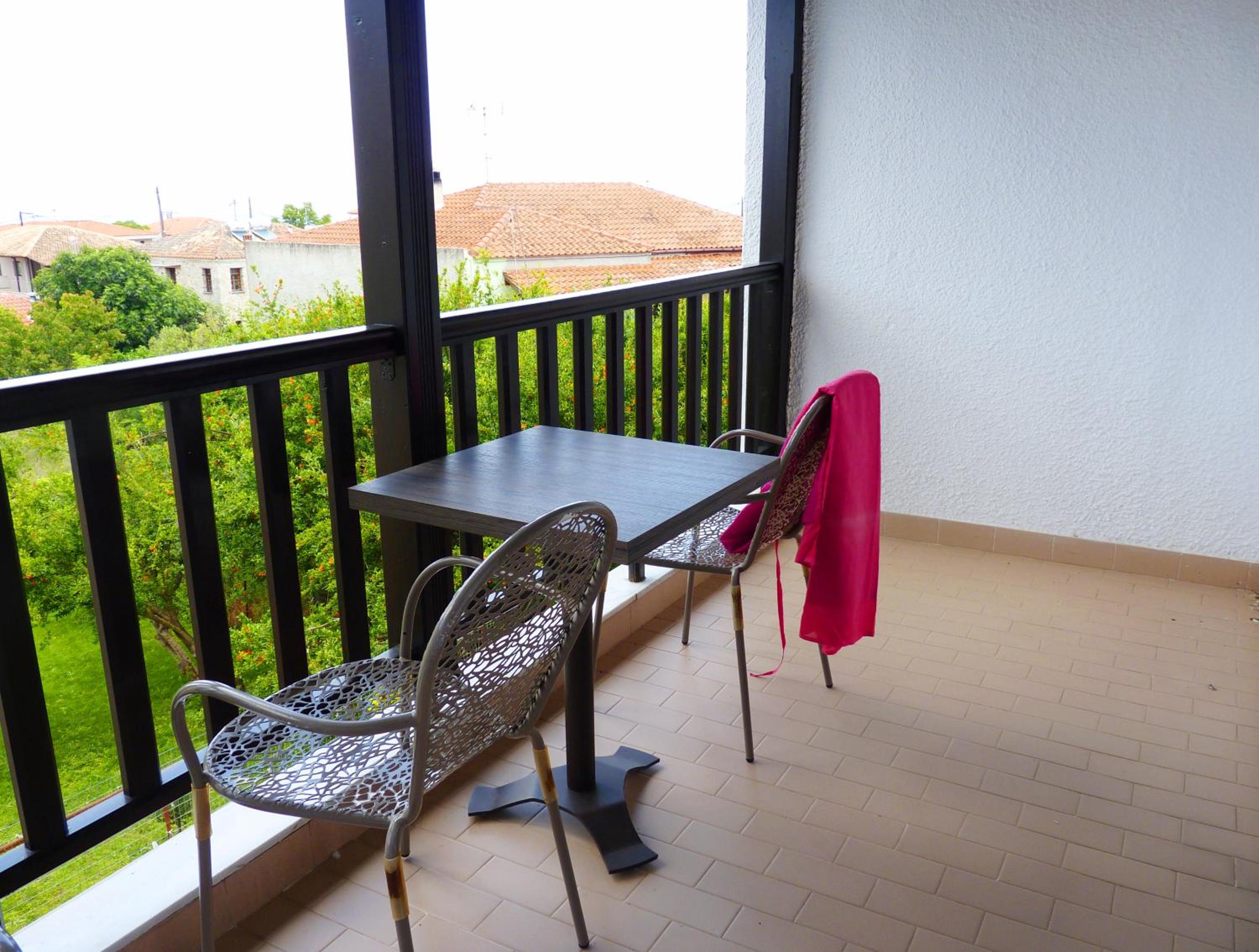Yannis Apartments