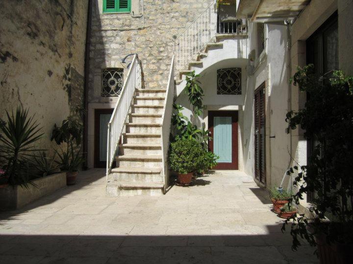 A CASA MIA view 5
