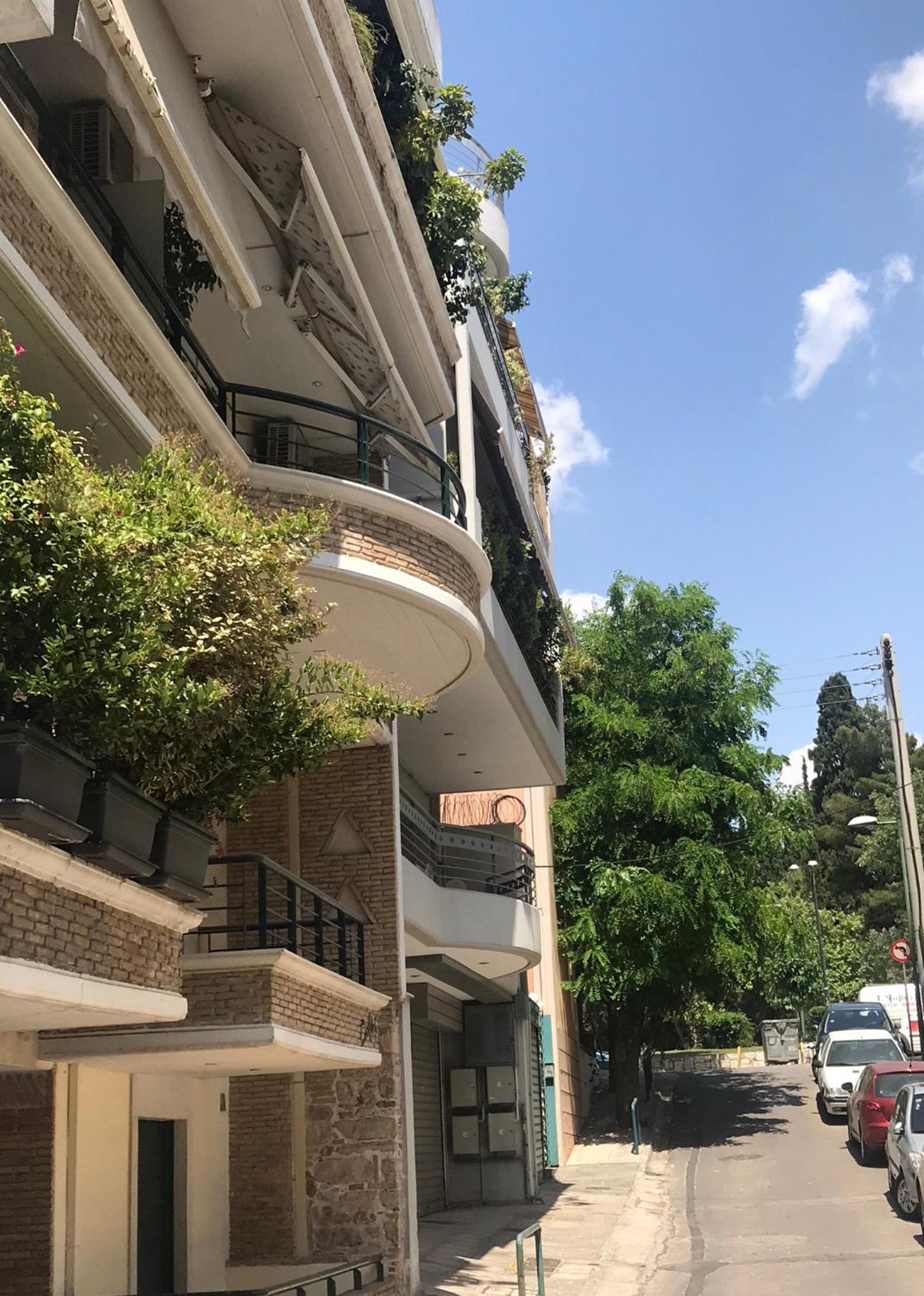 Mets Area, Hip, Tasteful & Ultra Convenient Studio for 2