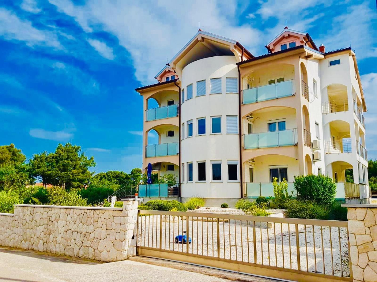 Apartments Home & Garden Lavanda