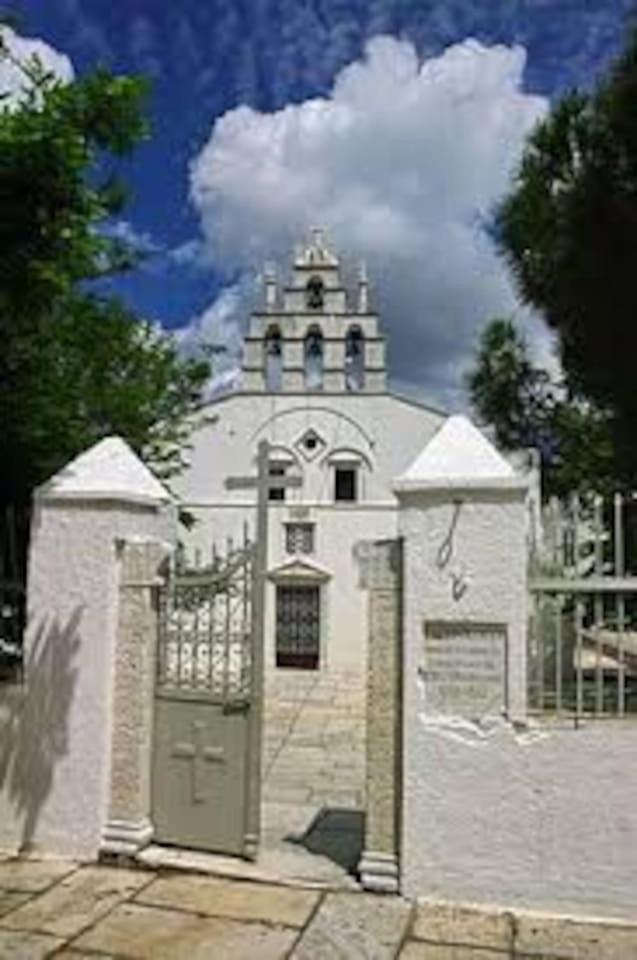 Lovely Apartment for 6Ppl , 2 BDRM , in Naxos , private patio
