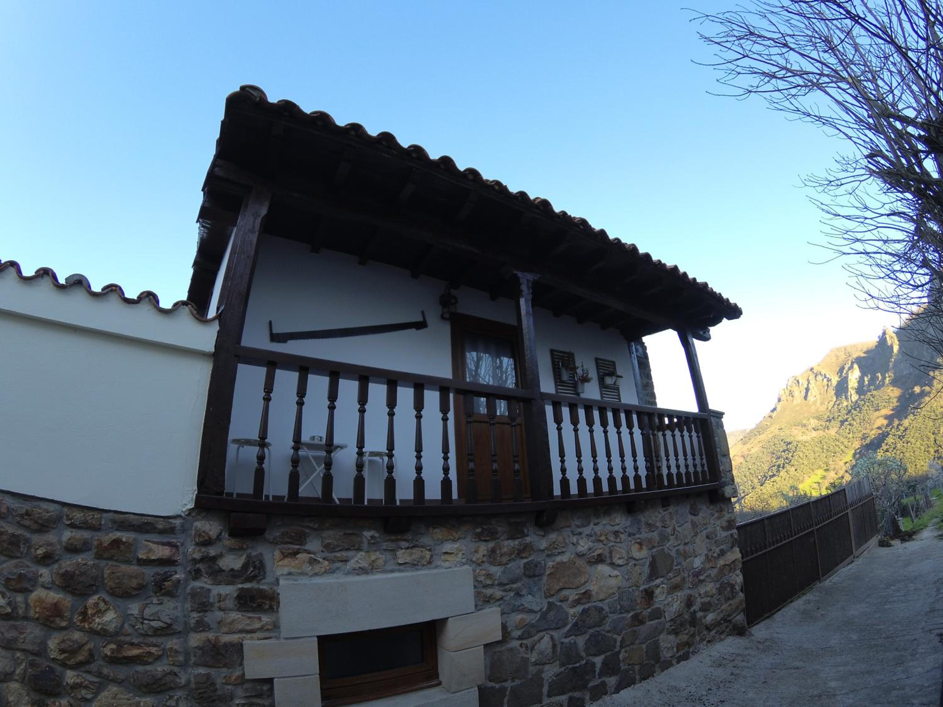 Photo 48