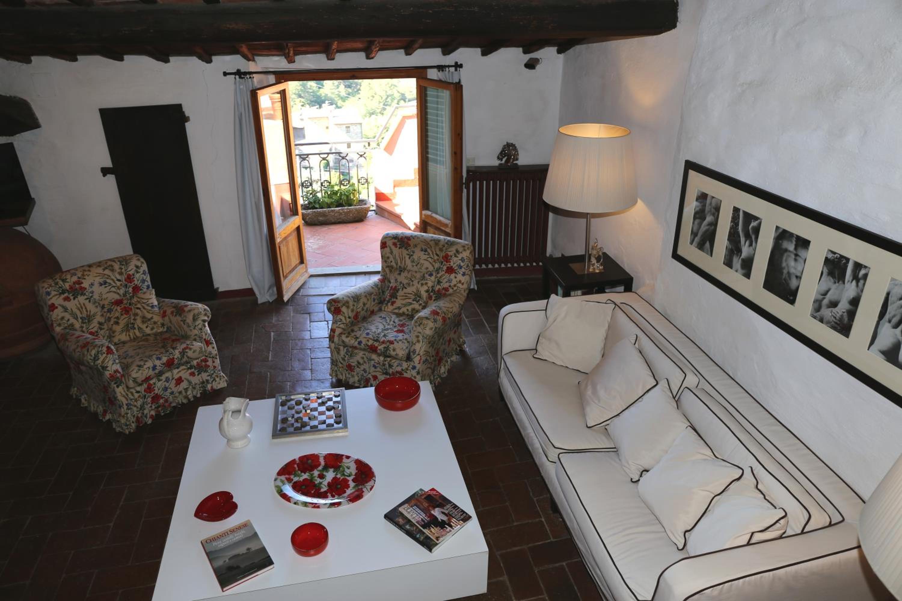 La Cipressa view 5