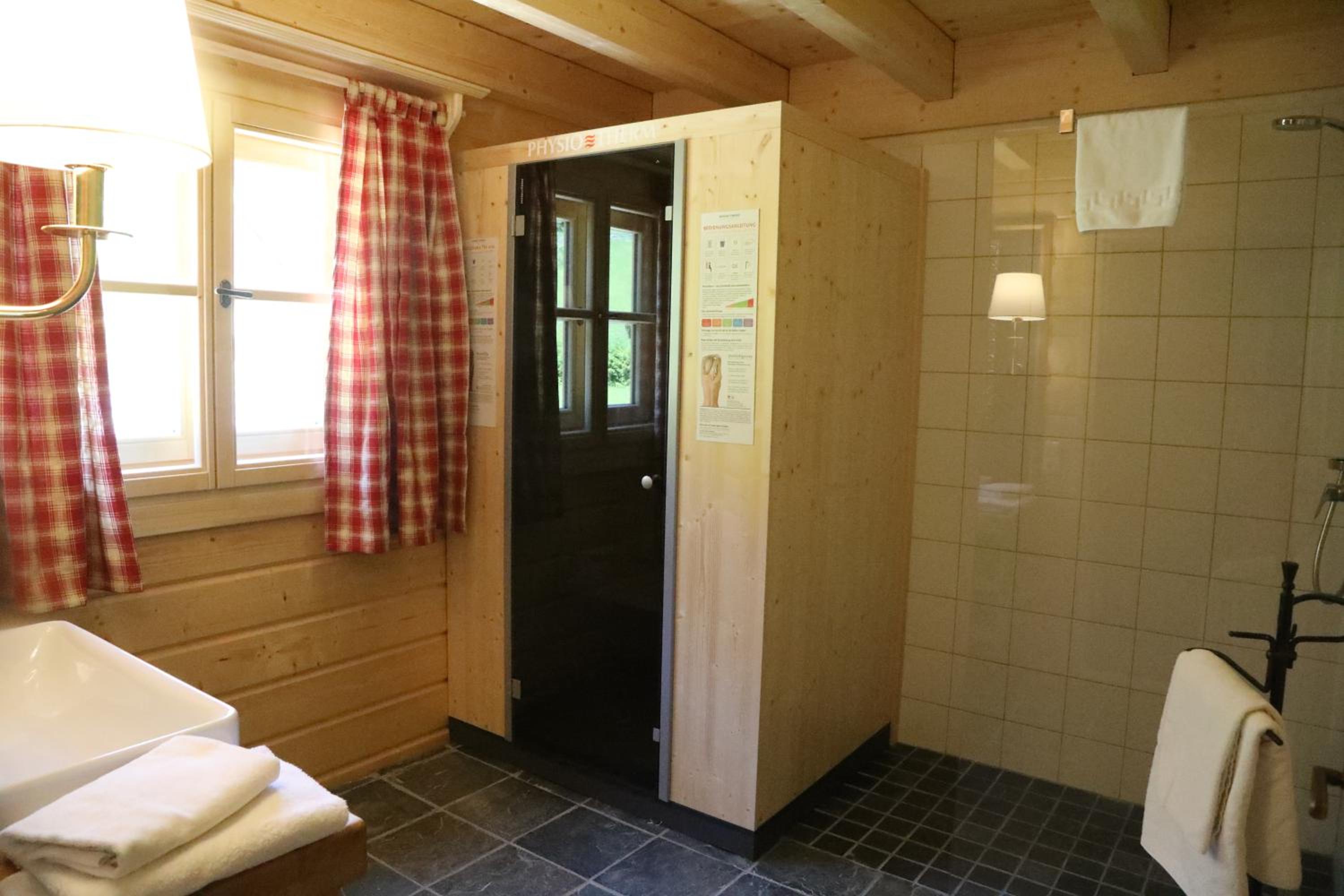 Schlosswirt Chalets & Apartments