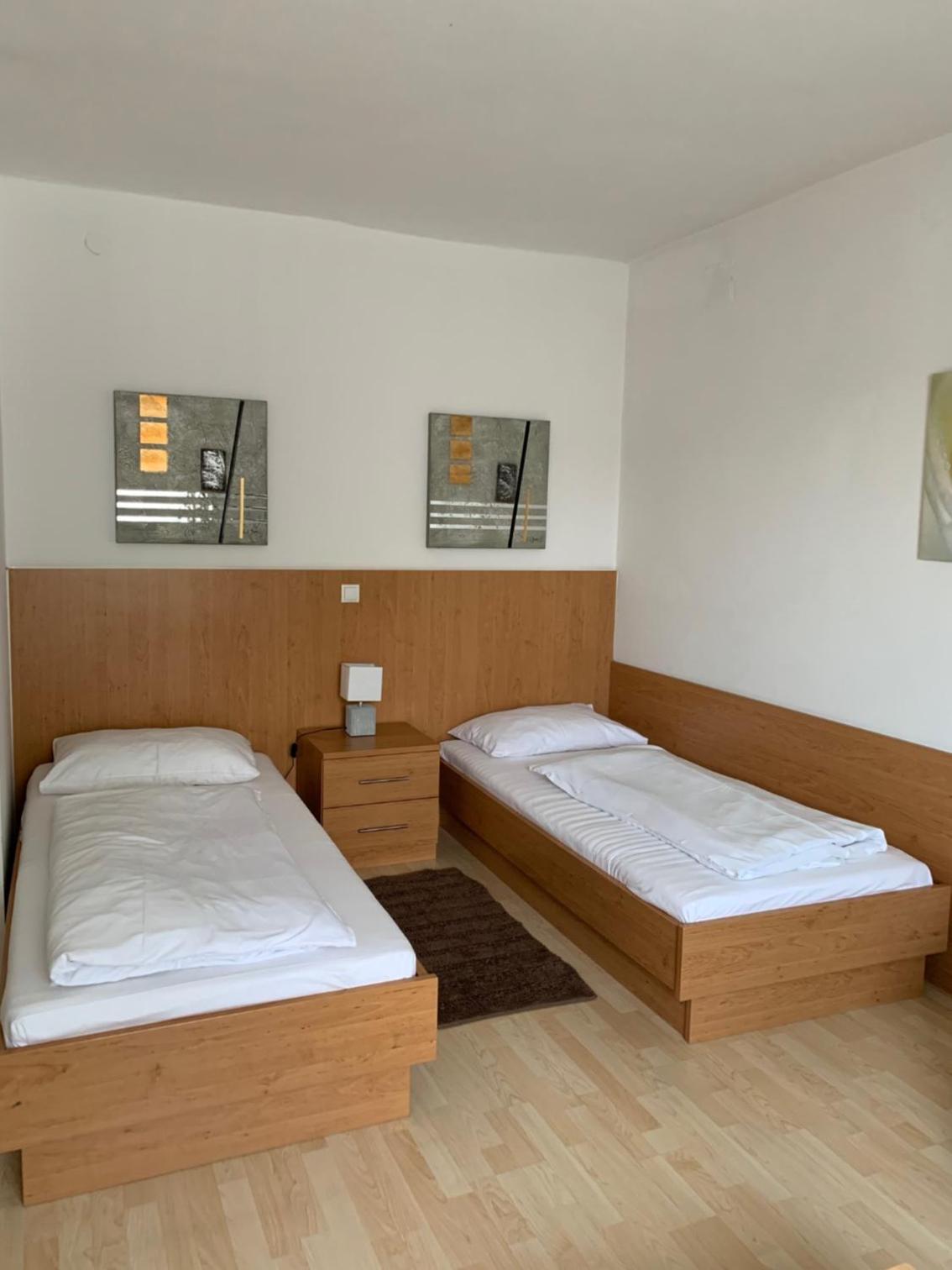 Pension Steinbichler - Apartments und Zimmer Check in 24-7
