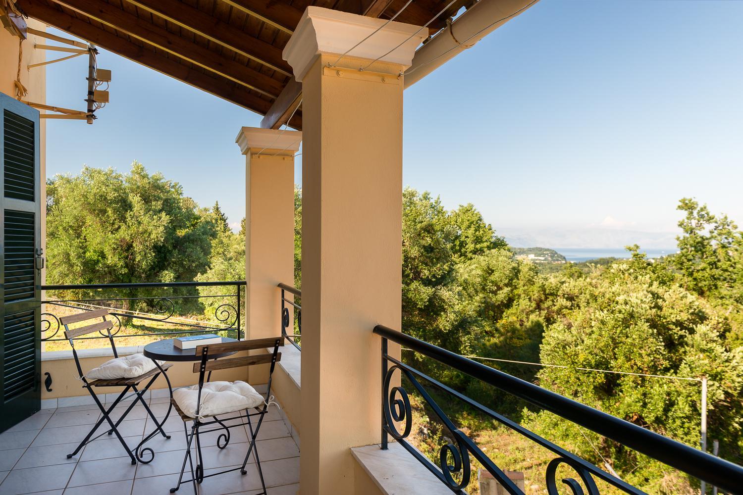 Hilltop Holiday Residence