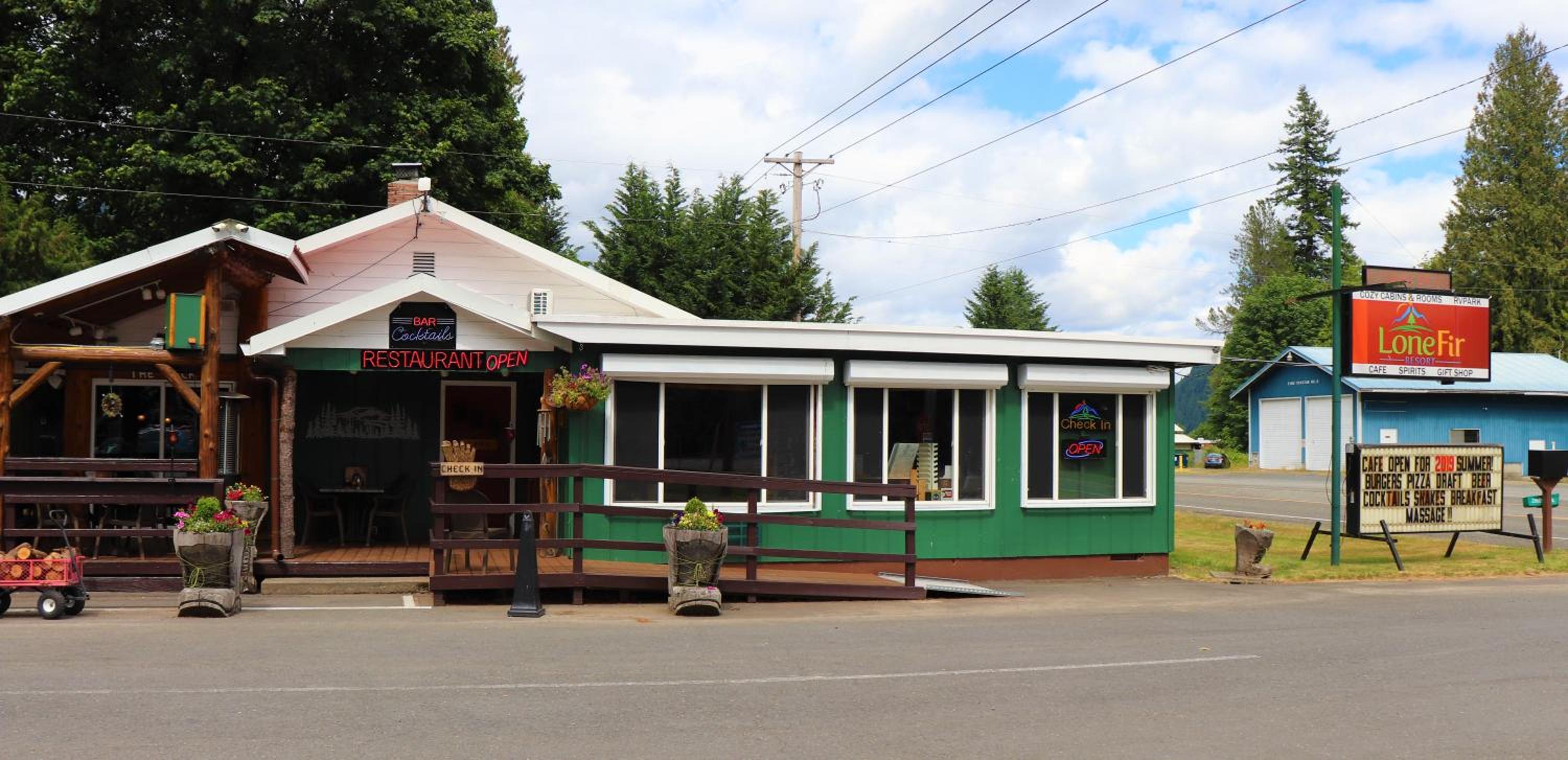 Lone Fir Resort