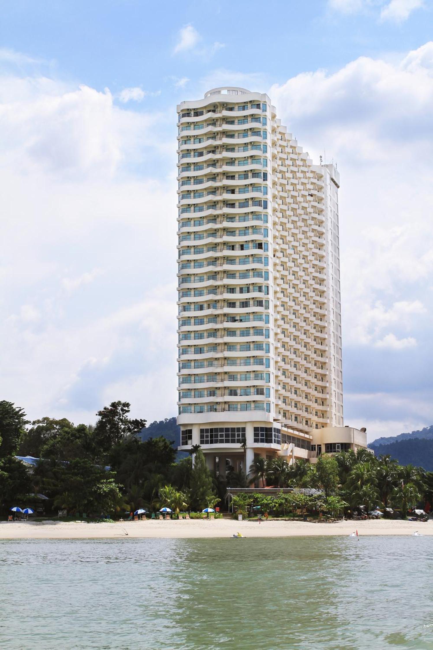 Rainbow Paradise Beach Resort