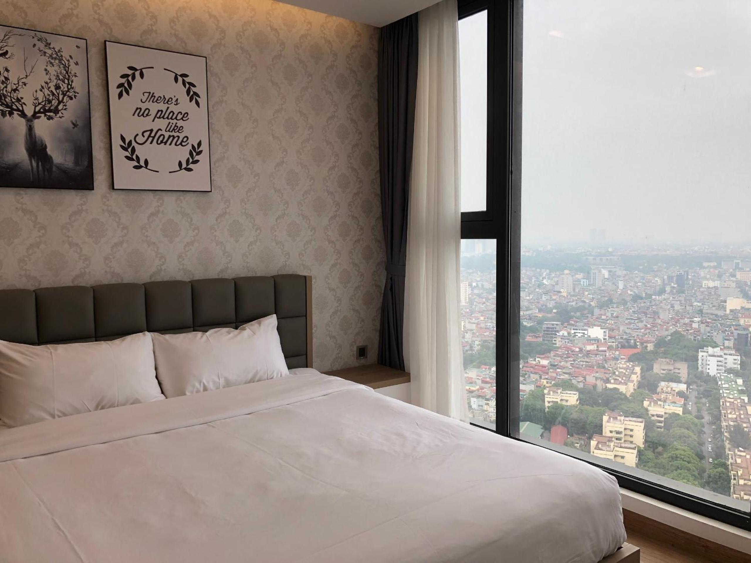 Vinhomes Metropolis Luxury Apartment 4 Br