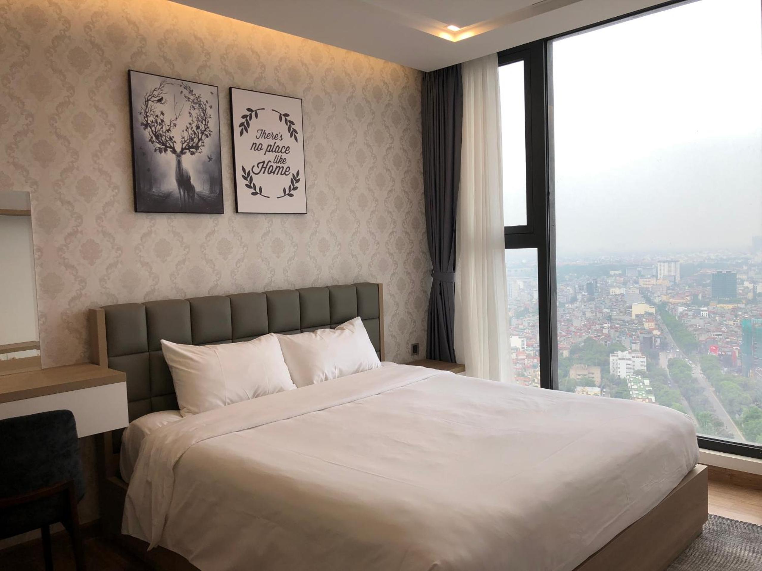 Vinhomes Metropolis Luxury Apartment 4 Br