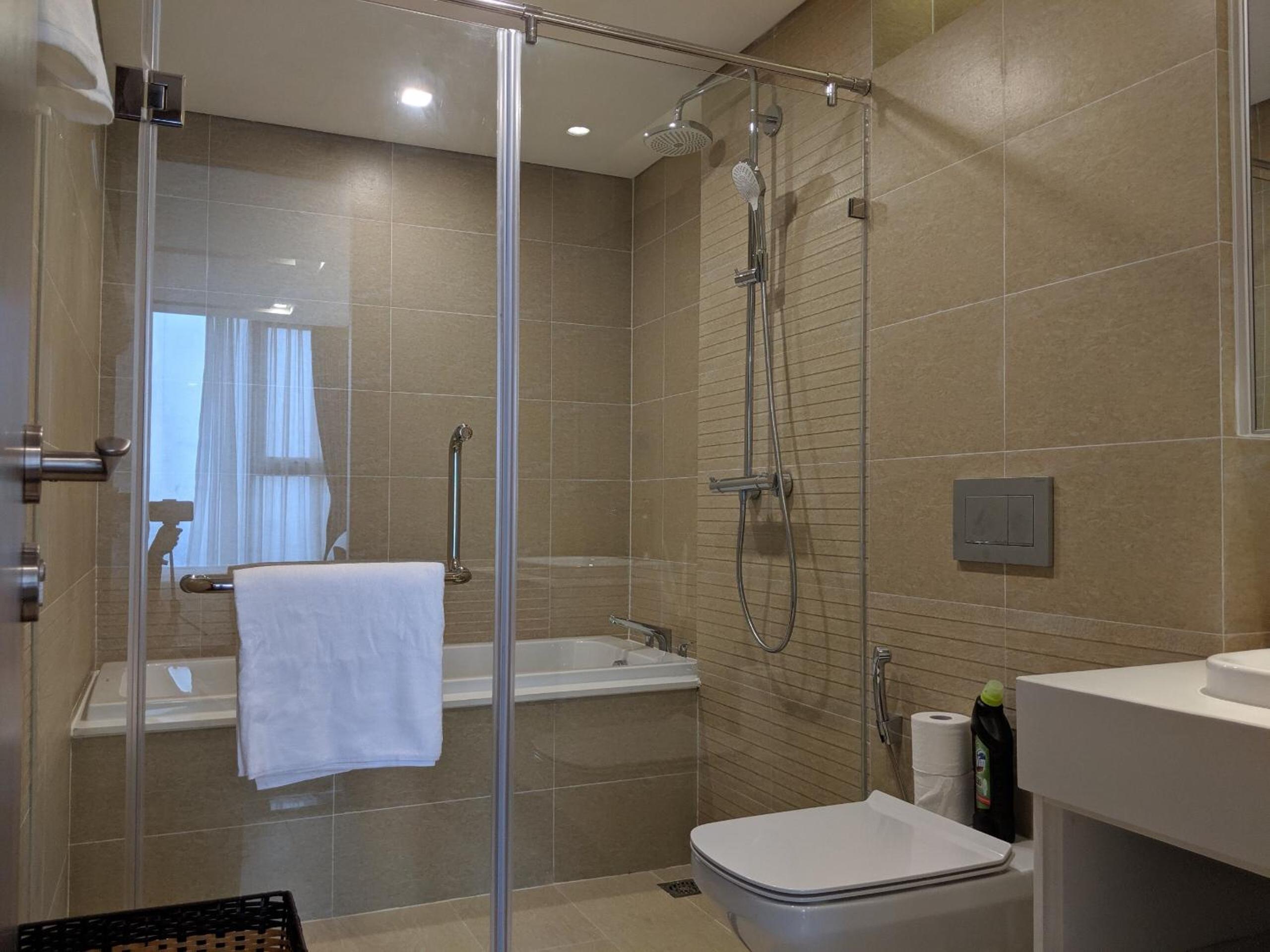 Vinhomes Metropolis Luxury Apartment 4 Br