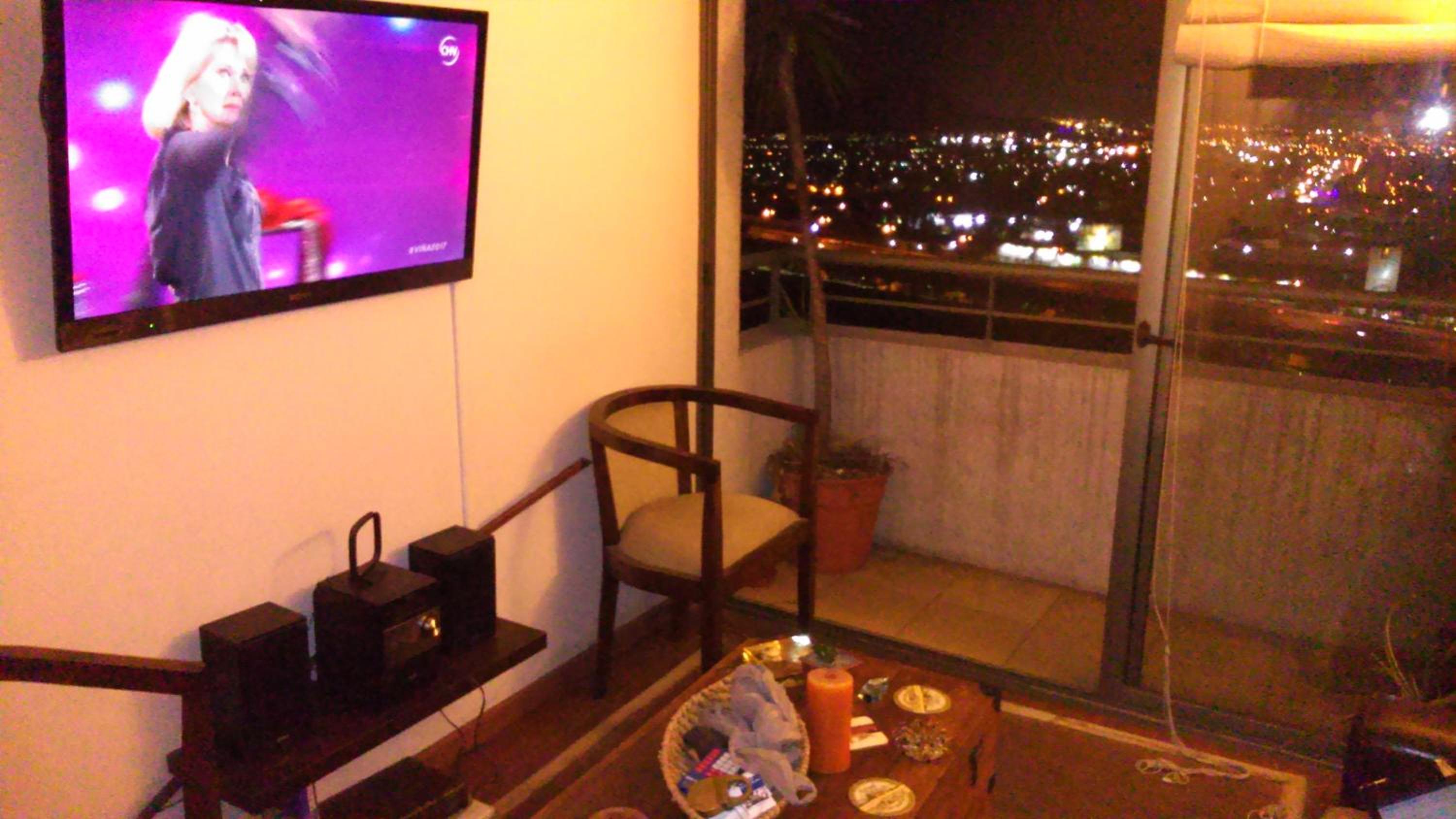 Hotel Frente al parque (Solo mujeres) - Image 1