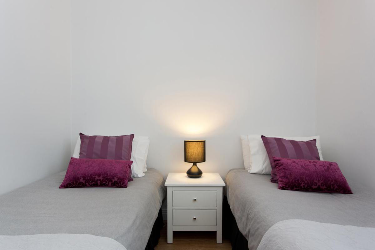 Ocean Breeze Apartment