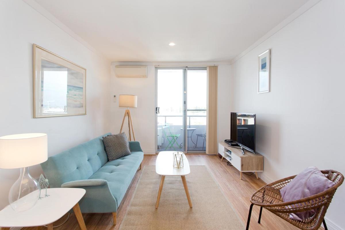Ocean Breeze Apartment