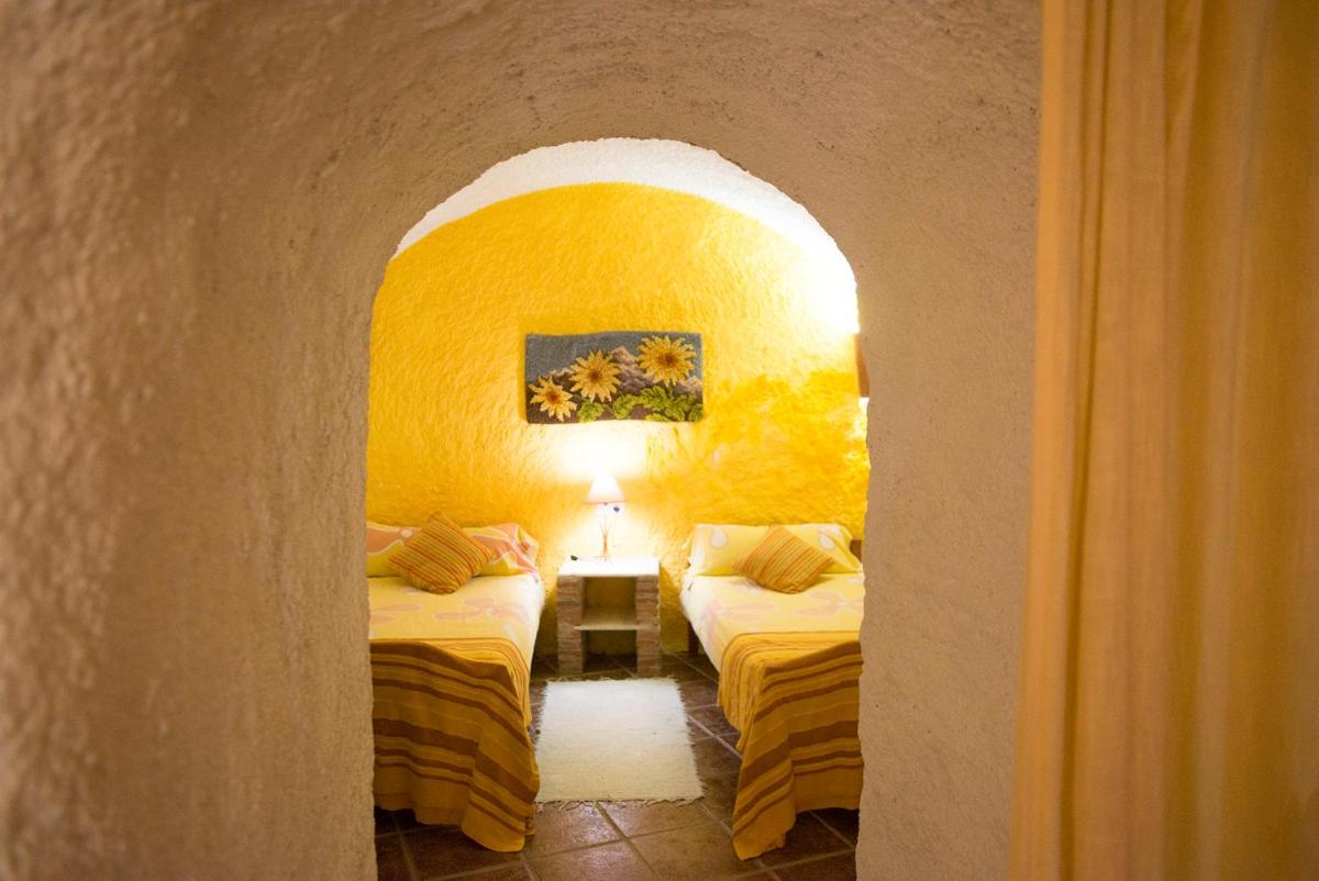 Cuevas de Rolando view 4