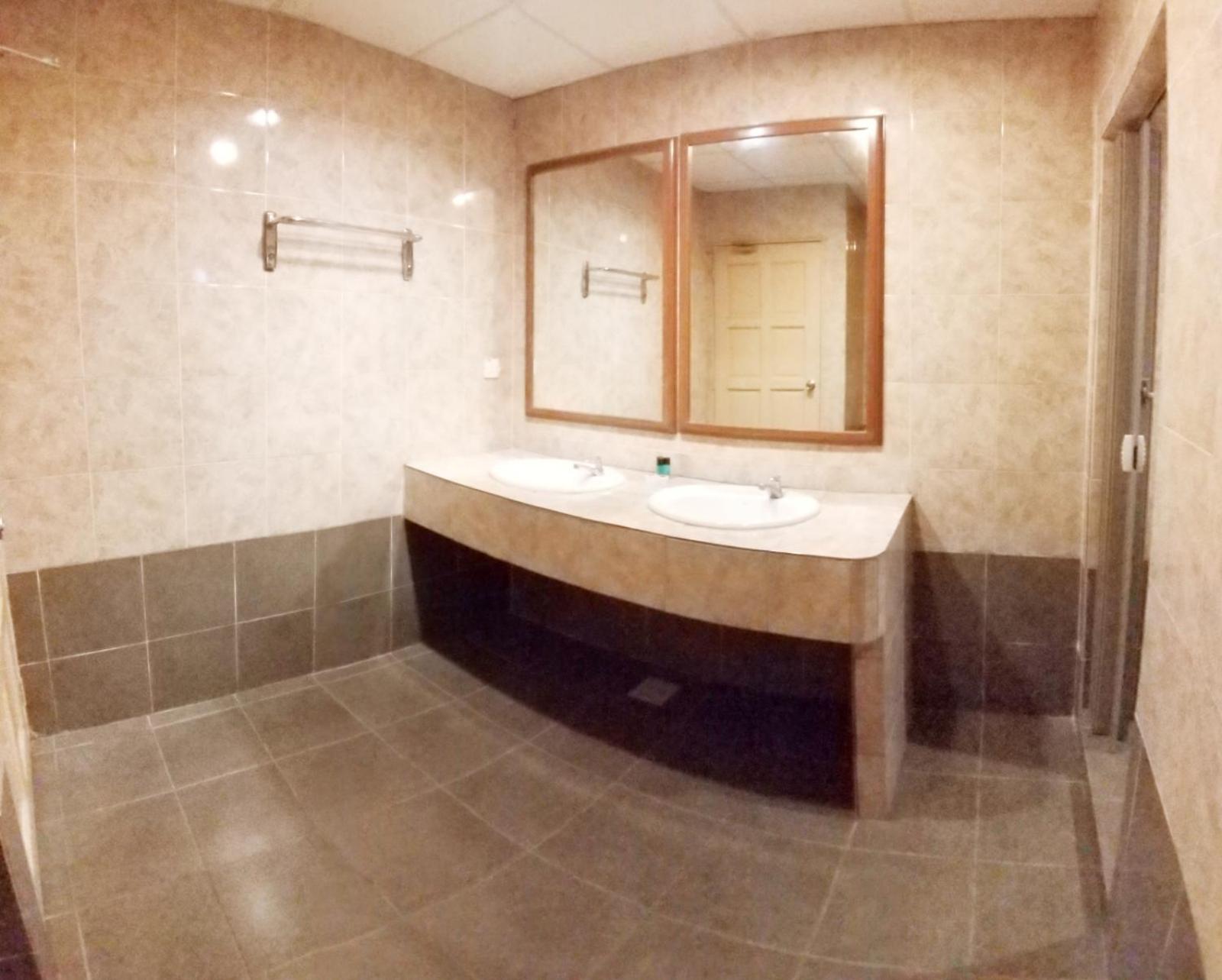 Harbour Inn photo 2